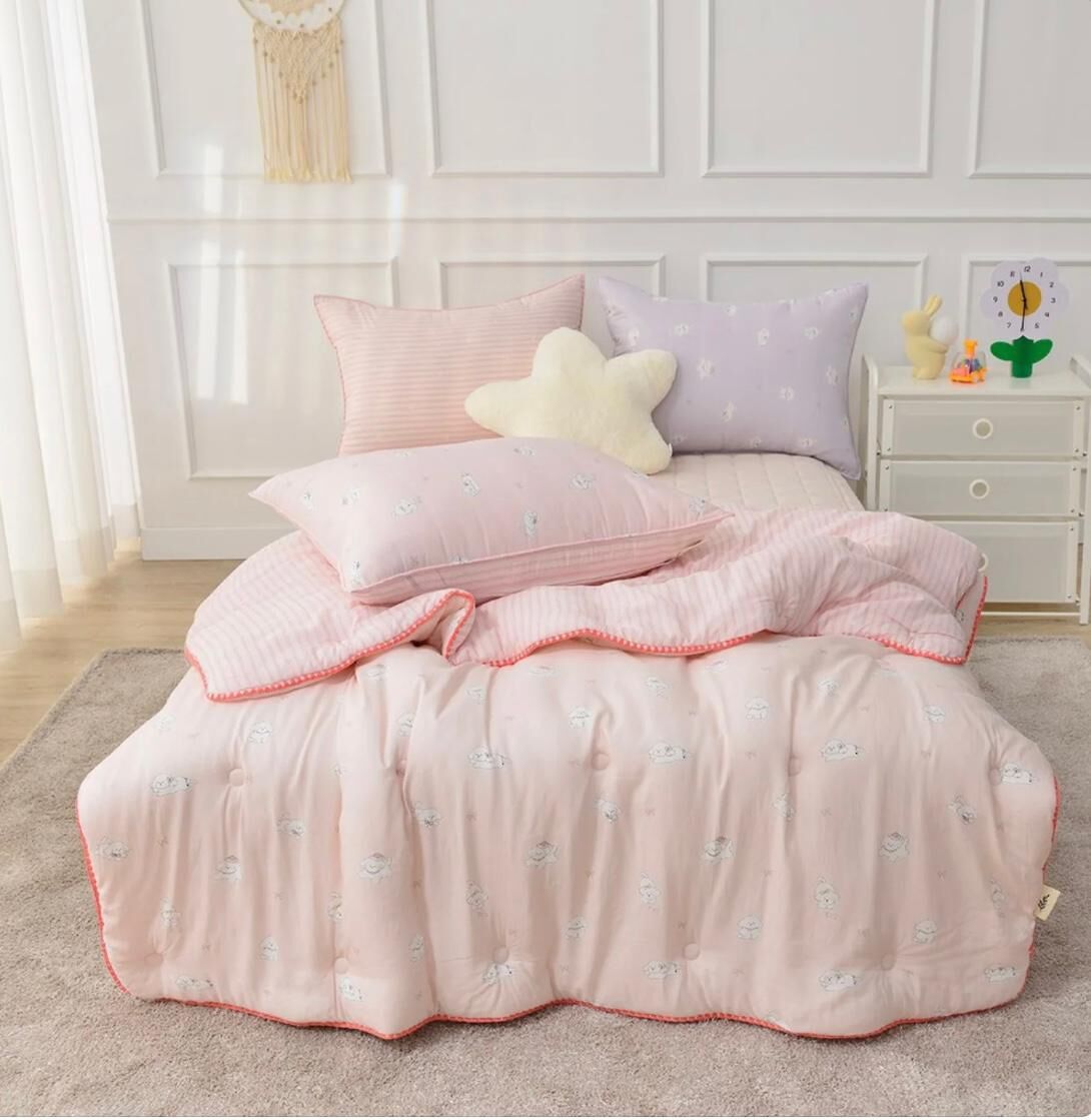 O67 四季被 小狗 &條子 莫代爾 S:160x180 $499  $599 枕頭袋$109@1  $198@2