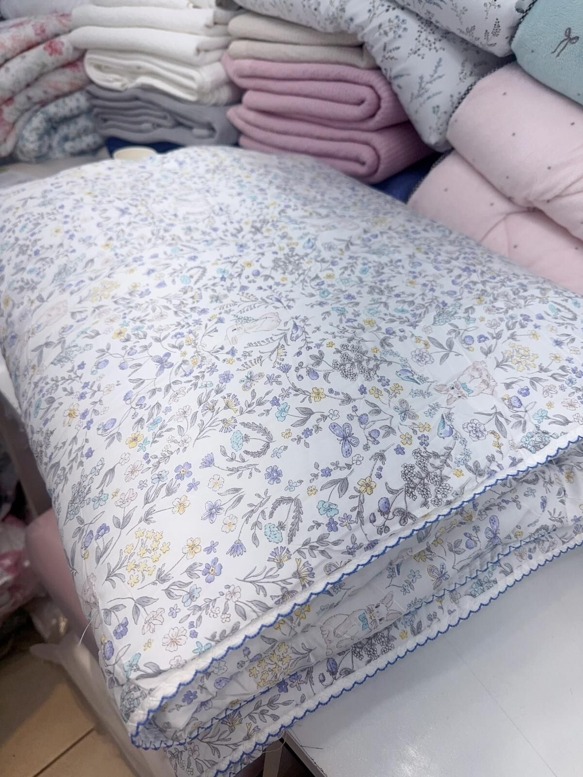 O71 天絲莫代爾(四季被) S:160x180 $550 枕頭袋$109@1 $198@2