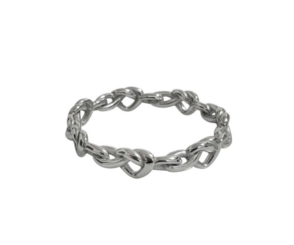 OFUSE - heart knot ring