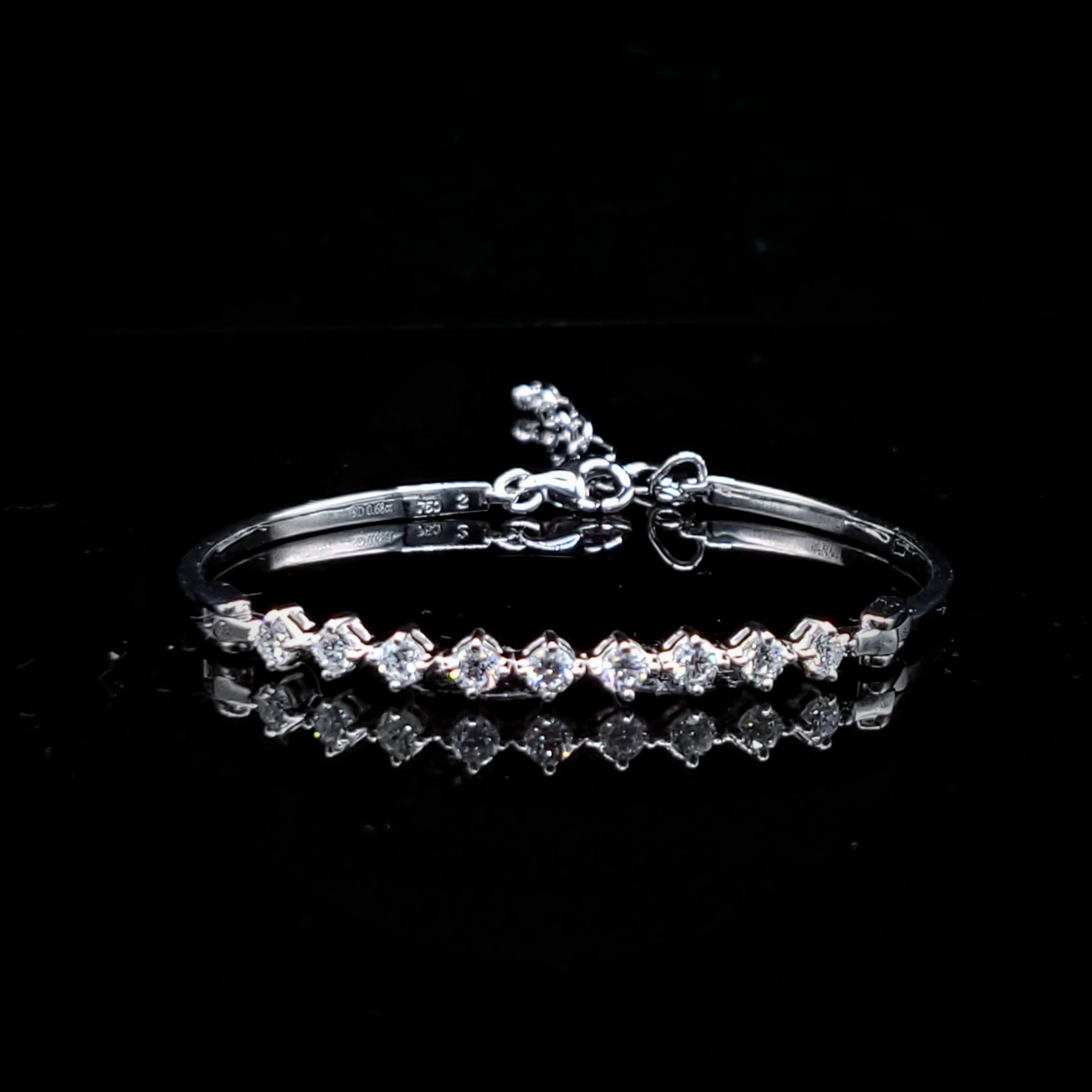 全新18K白金68份4爪鑽石軟鍊鈪