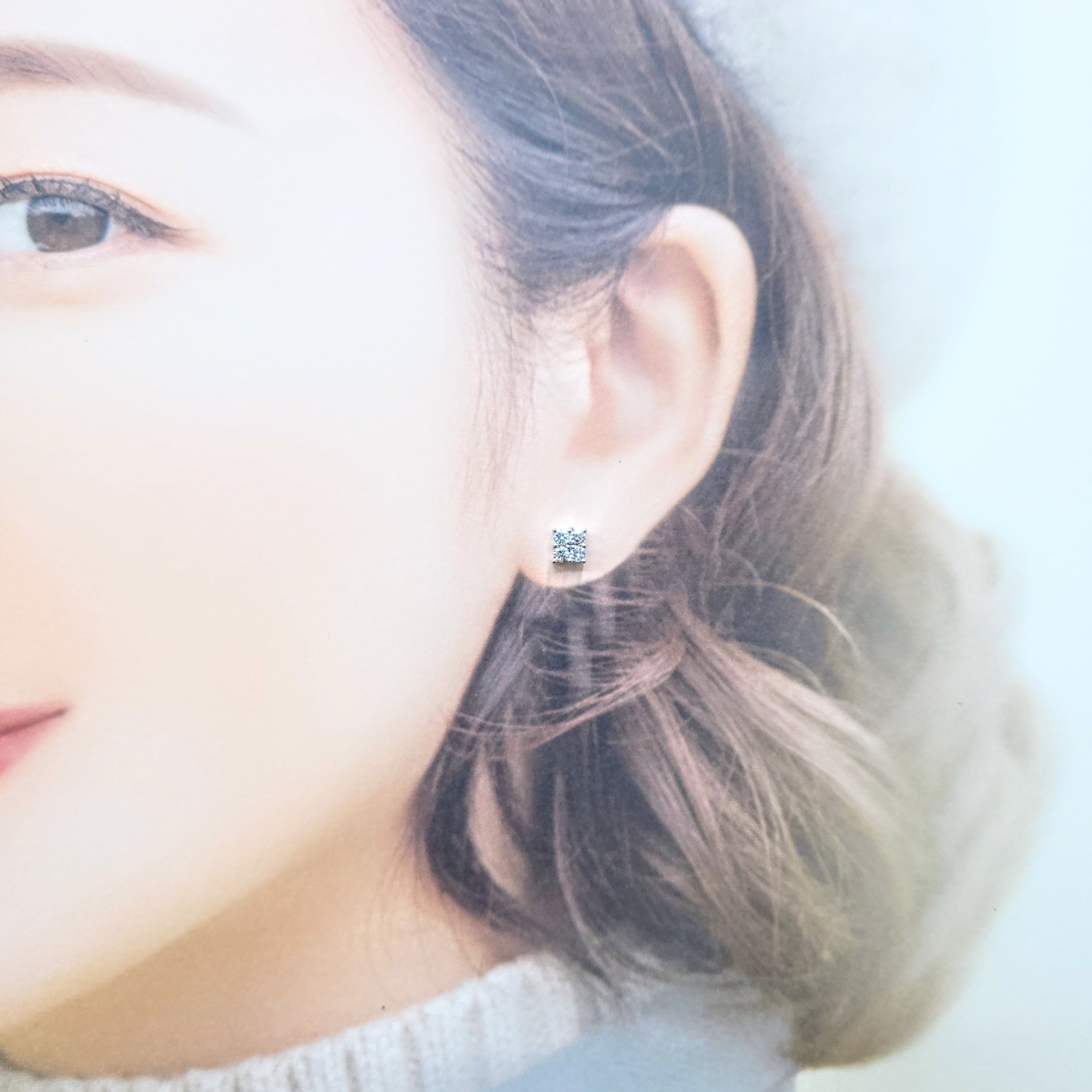 全新18K白金32份鑽石耳環