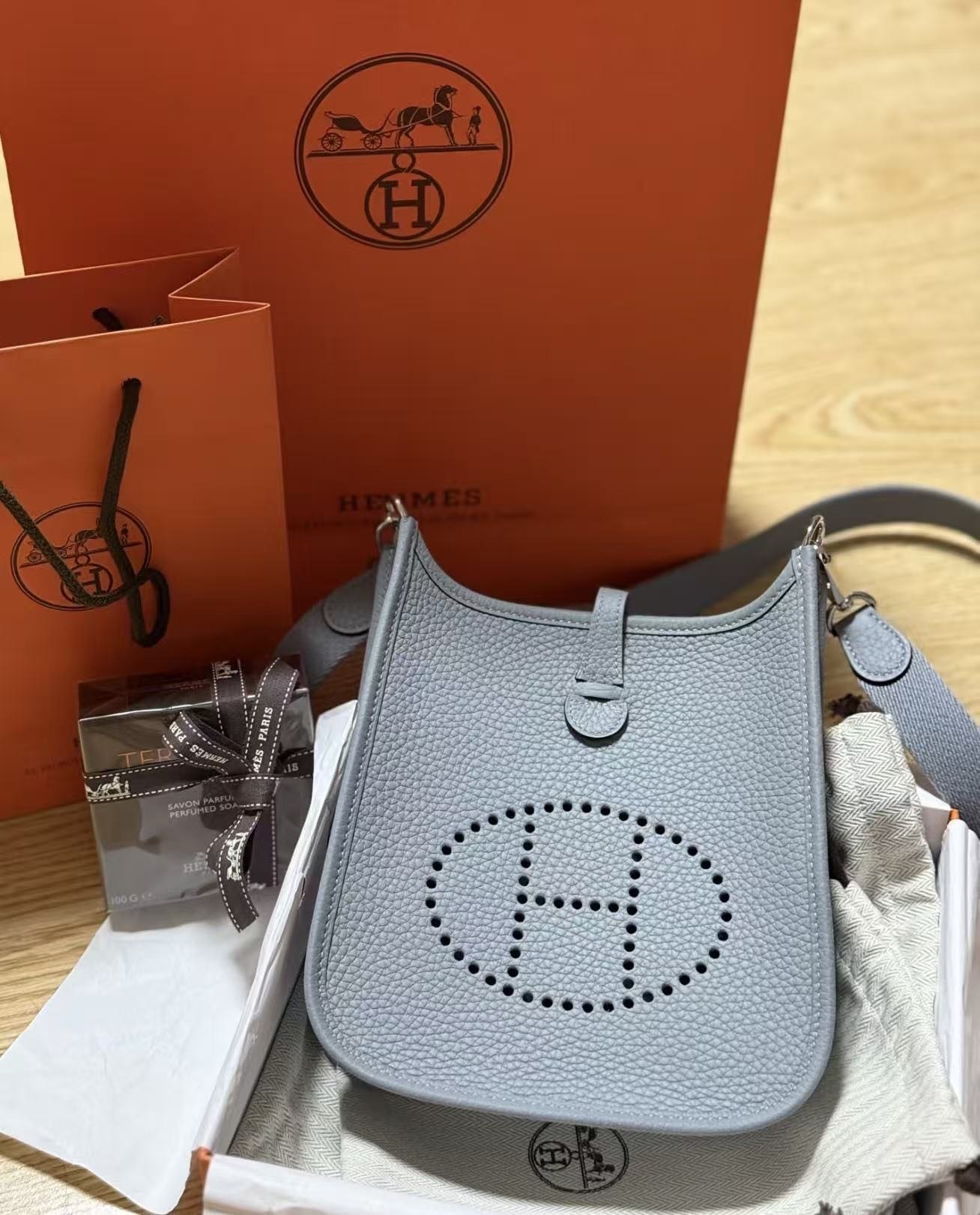 Evelyne mini  P0 gris pantin ck tc K  (一代：肩帶長105cm)