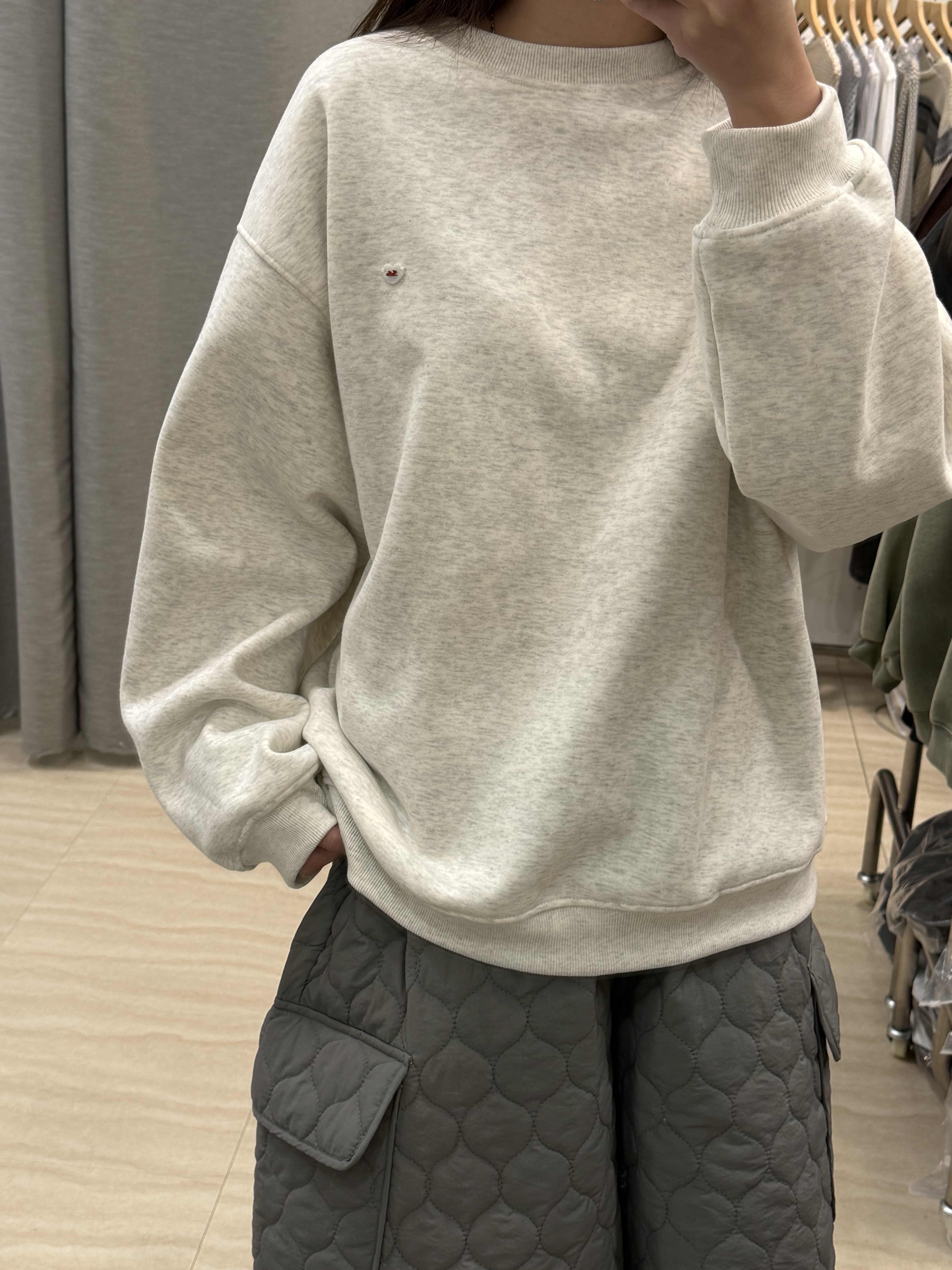 愛心小釦刷絨大學Ｔ