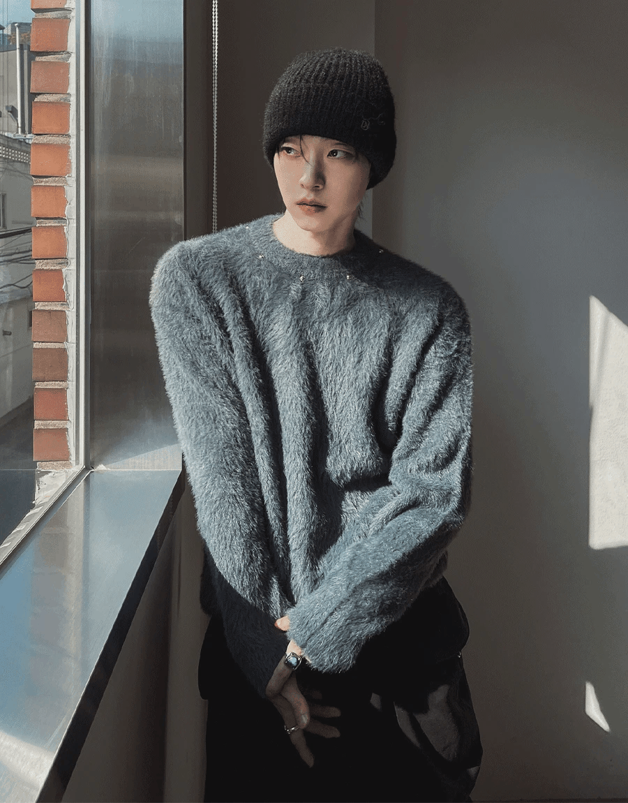 珍珠鉚釘安哥拉針織衫