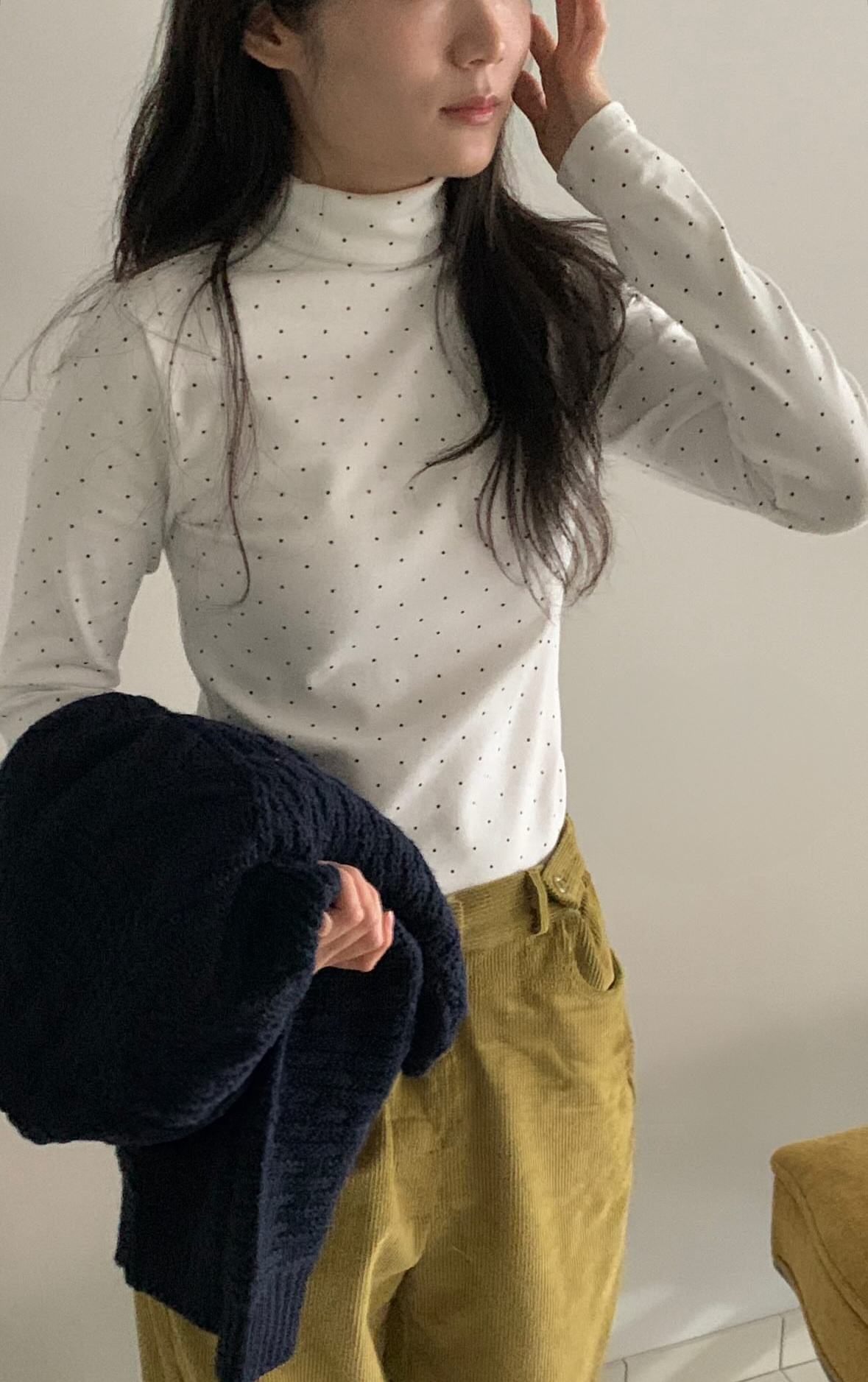 復古女孩的波點高領tee