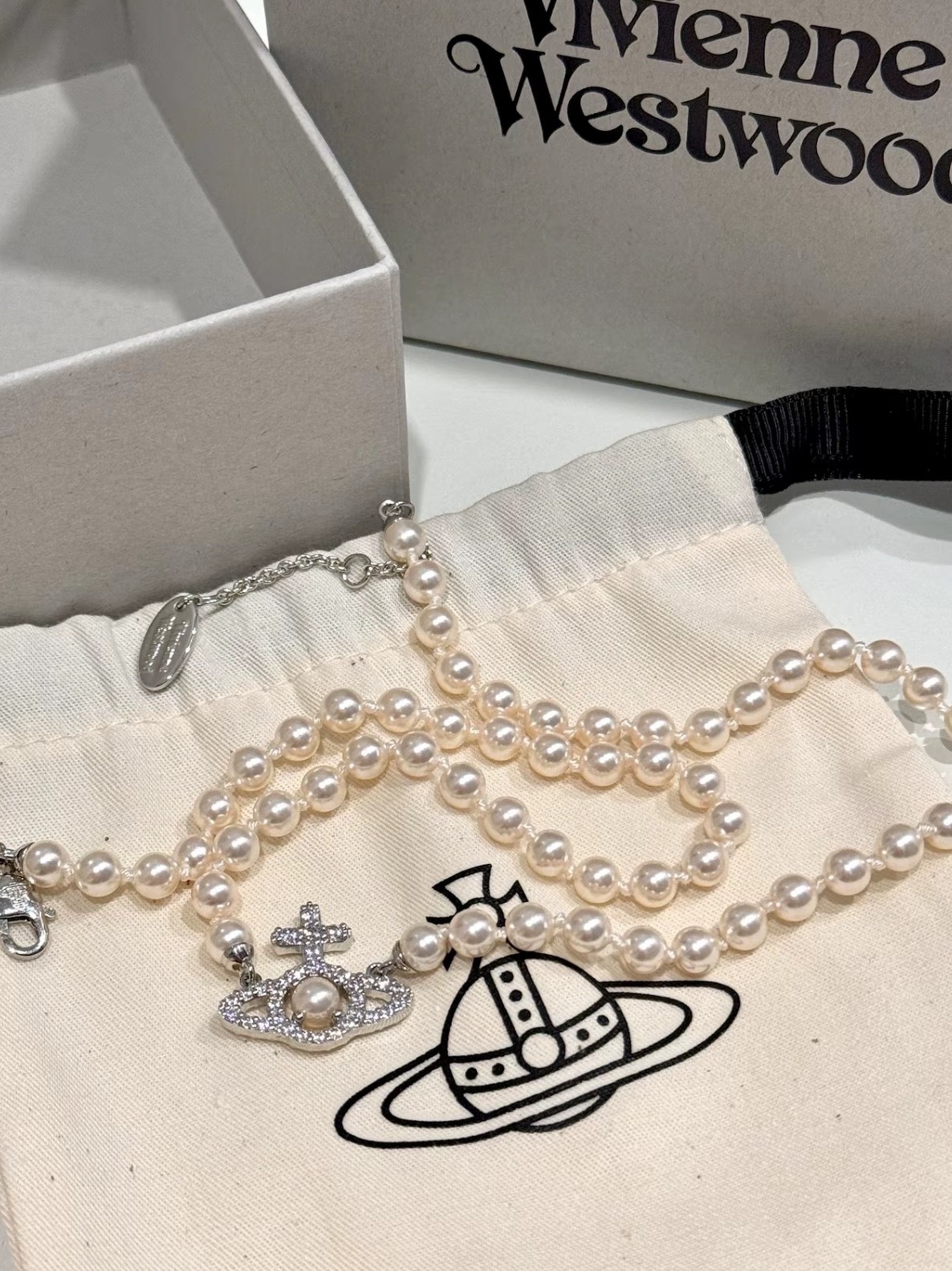 <張員瑛同款💗> VIVIENNE WESTWOOD 西太后 十字水晶 珍珠項鍊