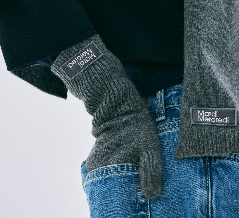 【韓國預購】AKR112201 MARDI WOOL GLOVE SQUARE LOGO 羊毛手套