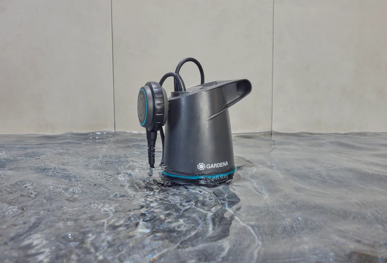 "GARDENA" 德國550W清水潛水泵(浮球式開關)(9m揚程)