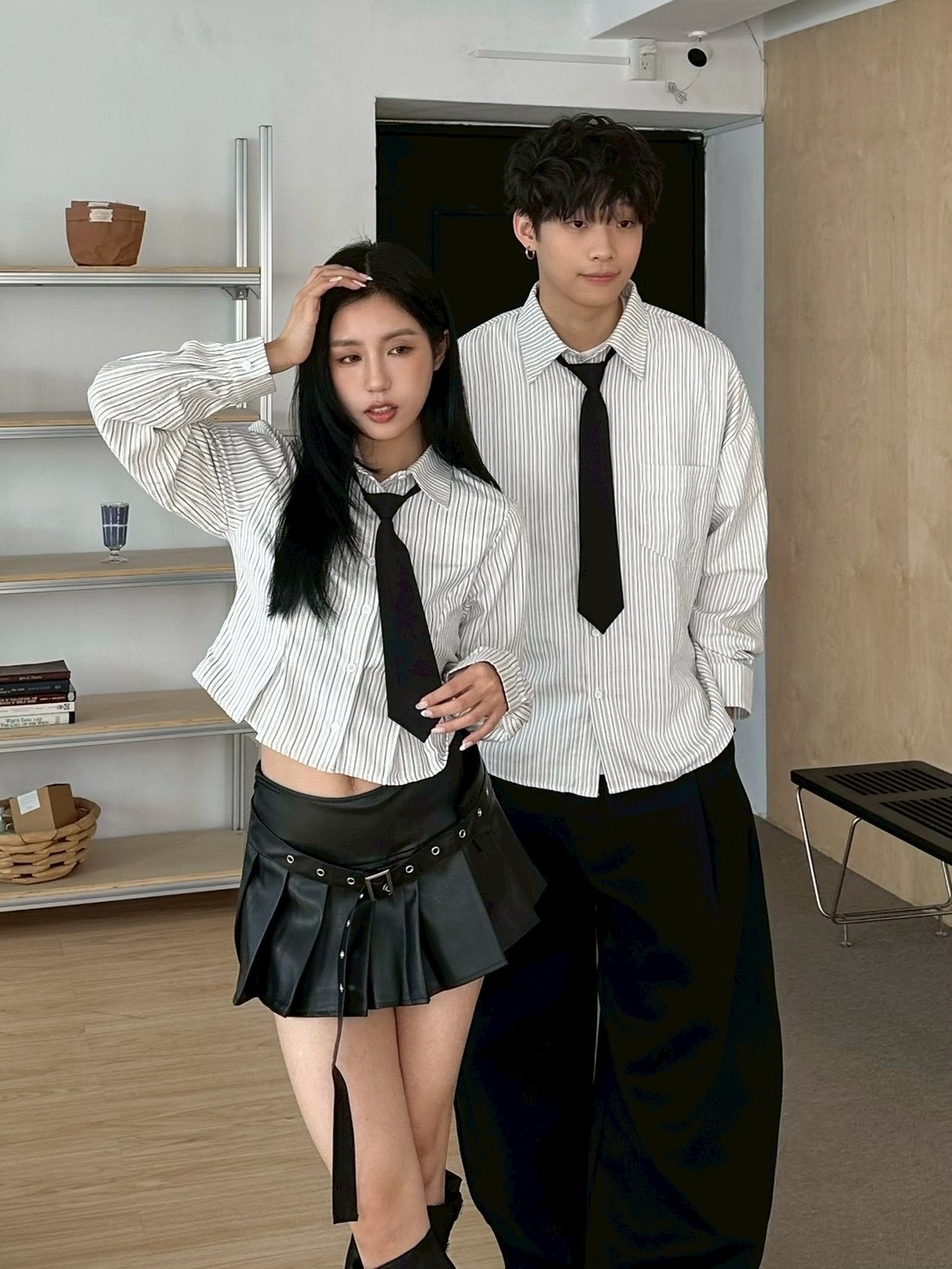 mmb秋冬情侶直條襯衫附領帶