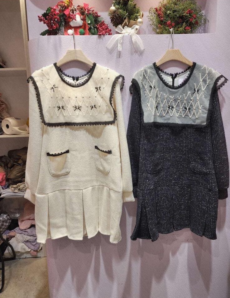 M82 羊毛30% 胸43 腰42 Hip 50 長32 $519