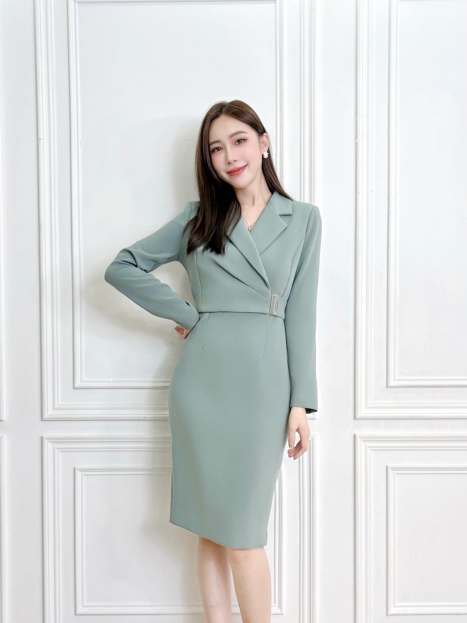 側方釦翻領長袖洋裝