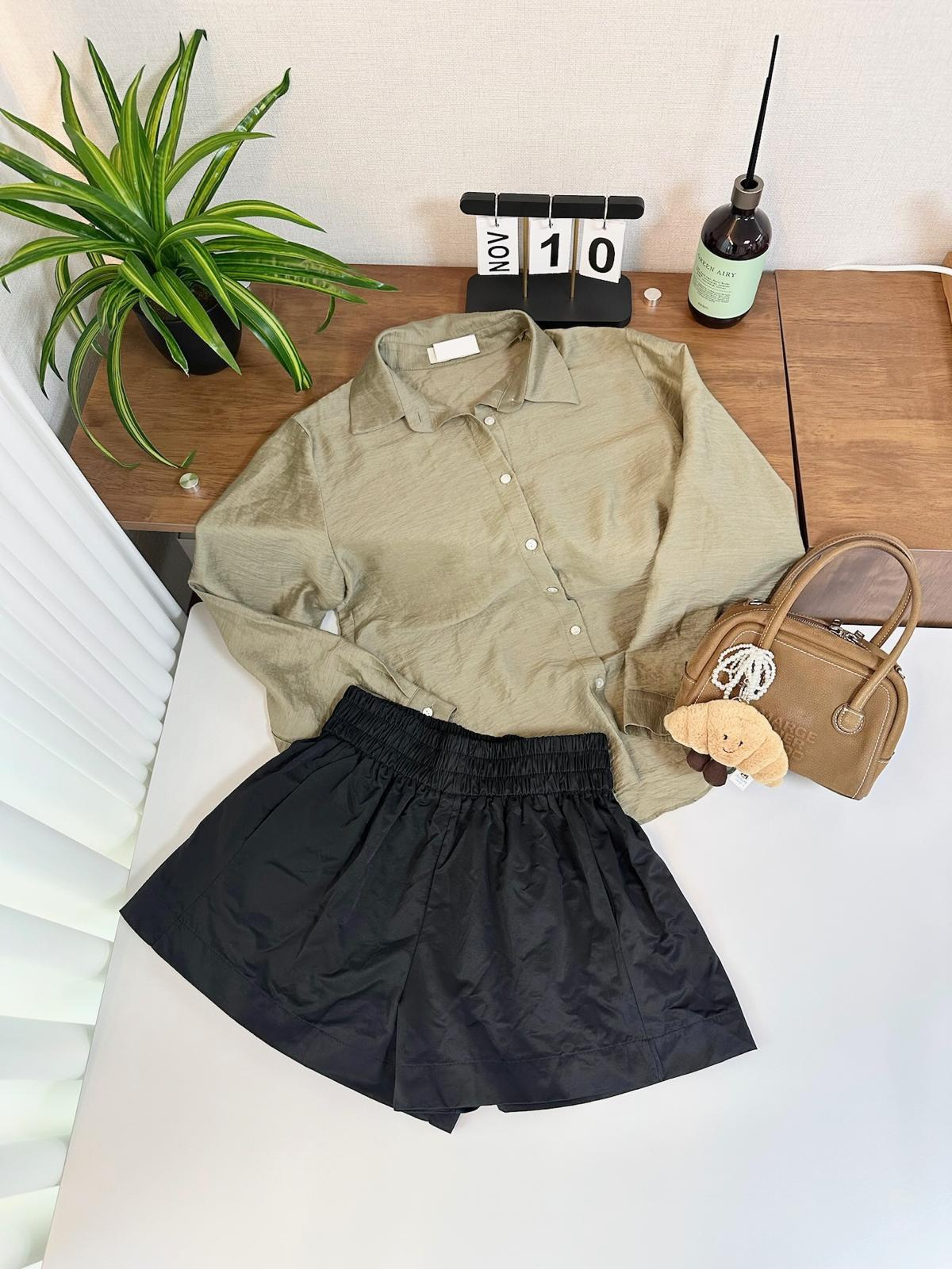 全橡筋腰休閒短褲(黑色)