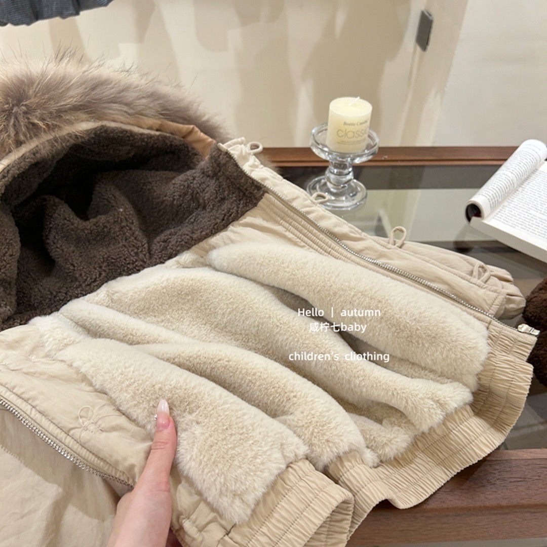 復古毛領牛角扣外套