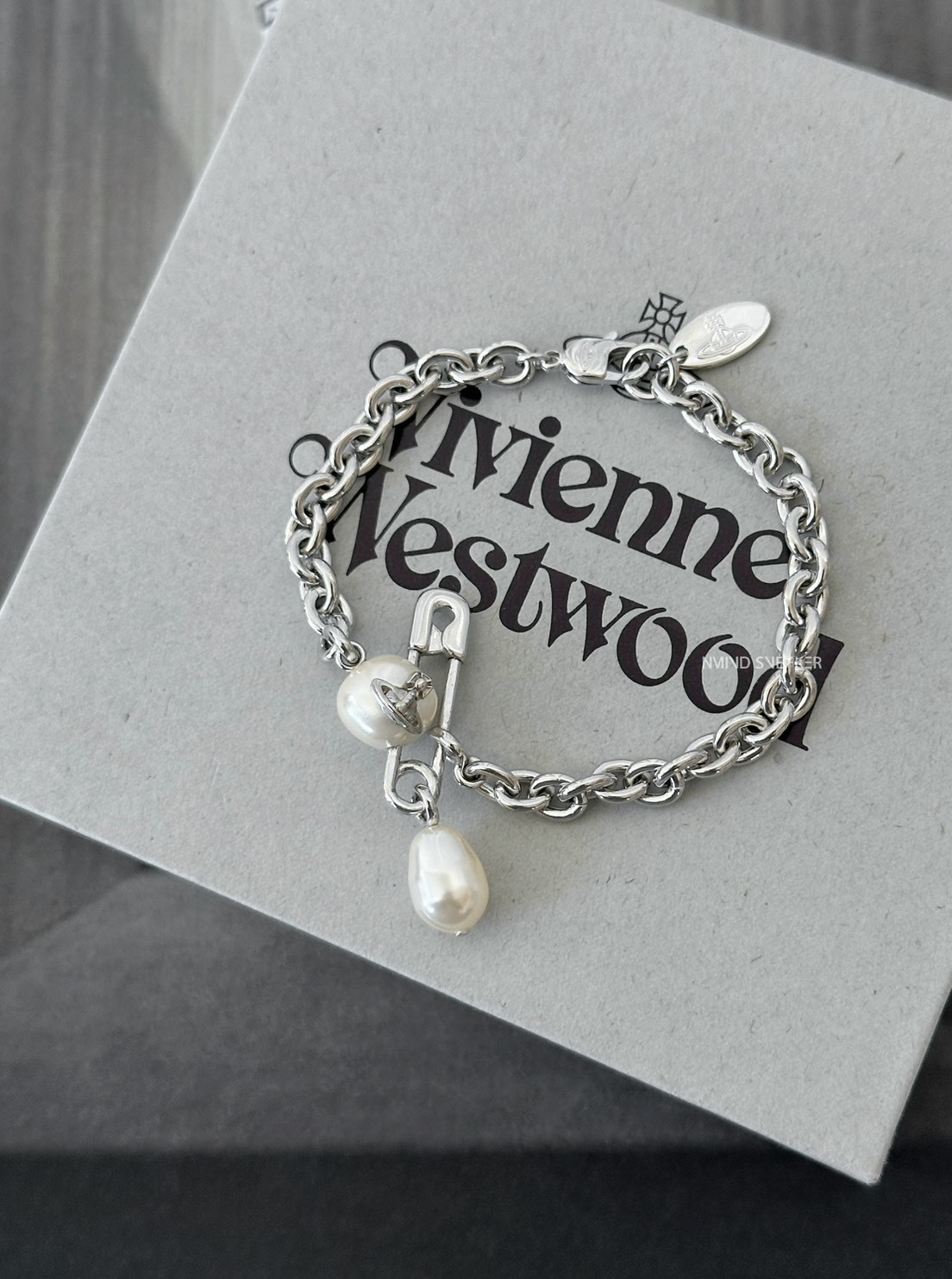 <聖誕快樂✨> Vivienne Westwood Claude 珍珠別針手鍊 銀