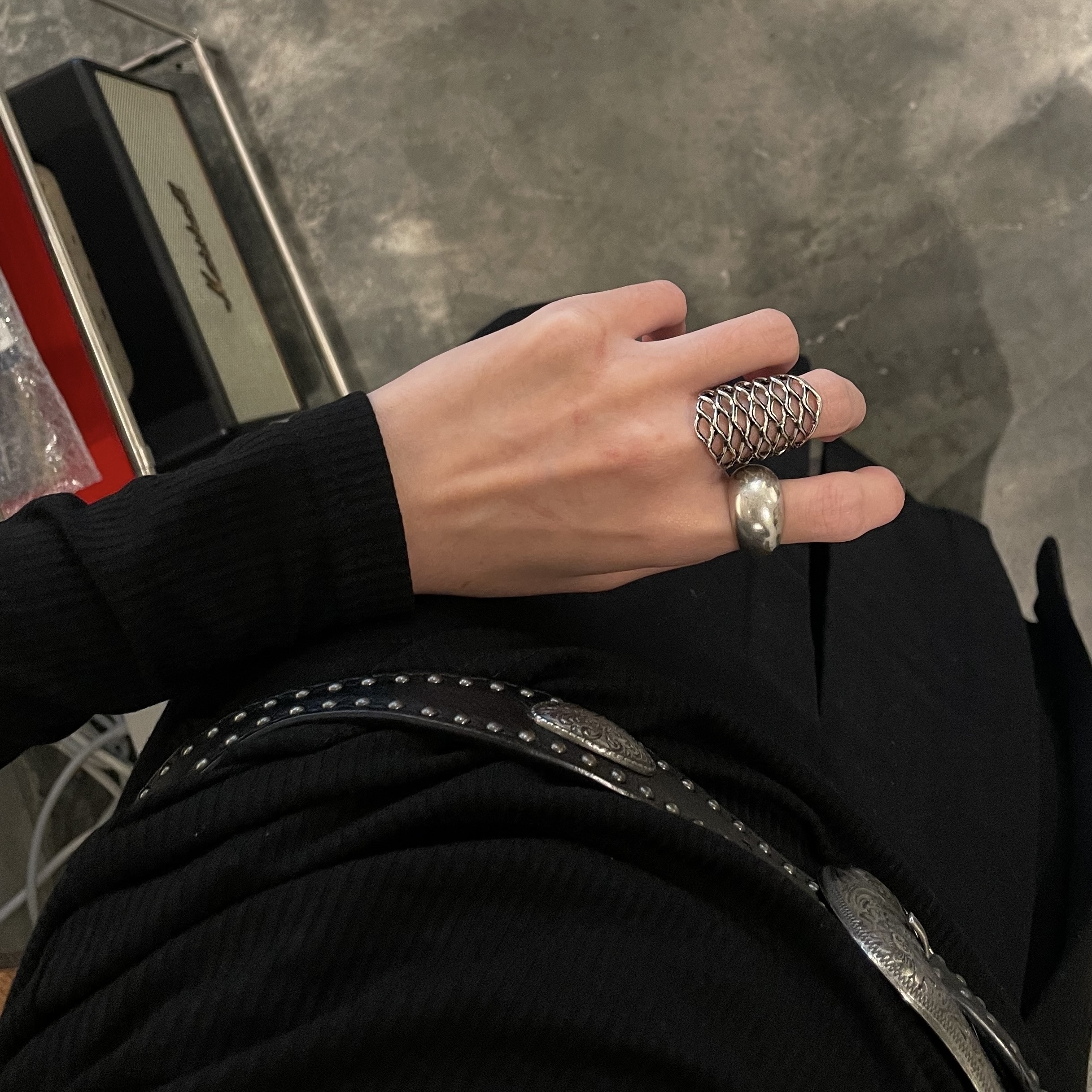 HELLES-RESILLE戒指