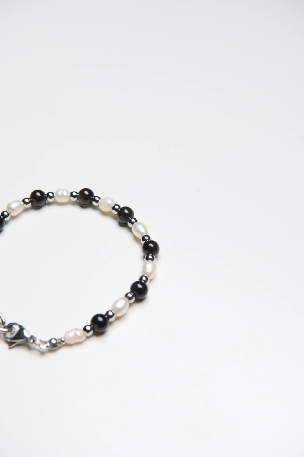 MB027 天然米型淡水珍珠拼接純鋼圓珠 / 黑瑪瑙石手鏈