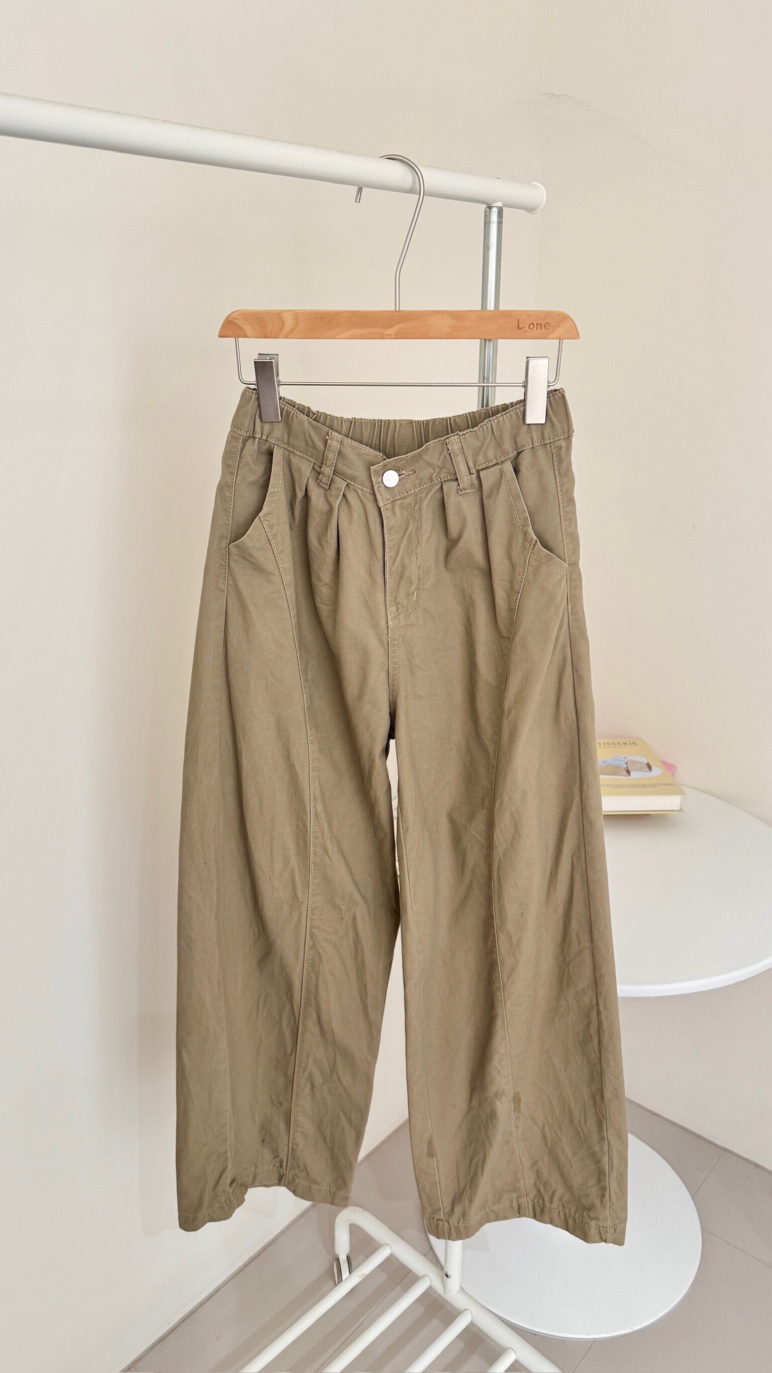 彎刀水洗牛仔褲