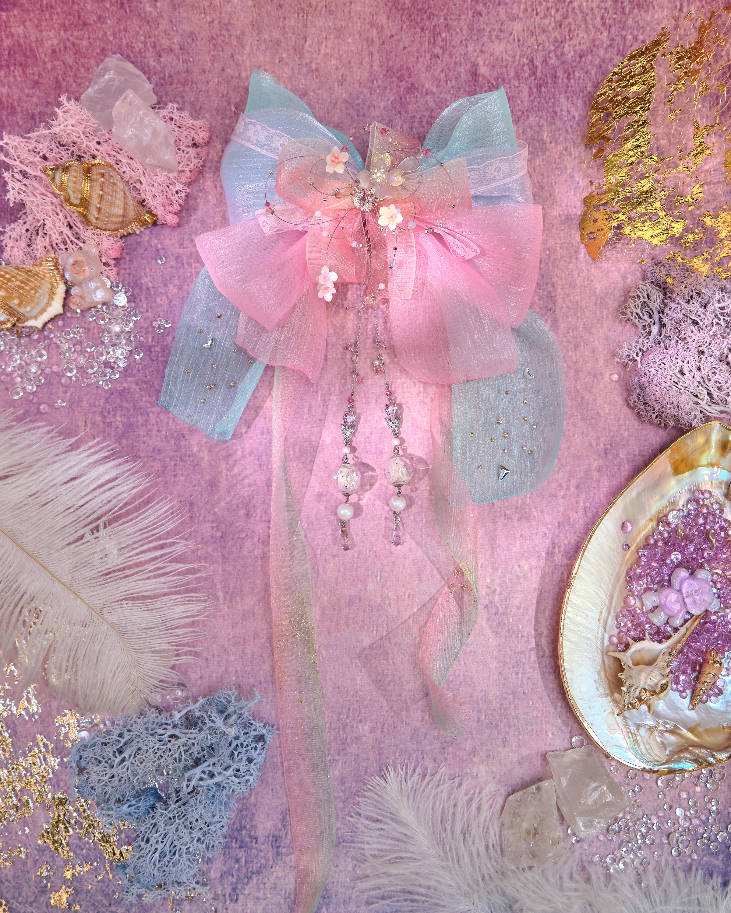 13093 Mermaid Shell Dream Cold-Porcelain Floral Detachable Bow Duo Set