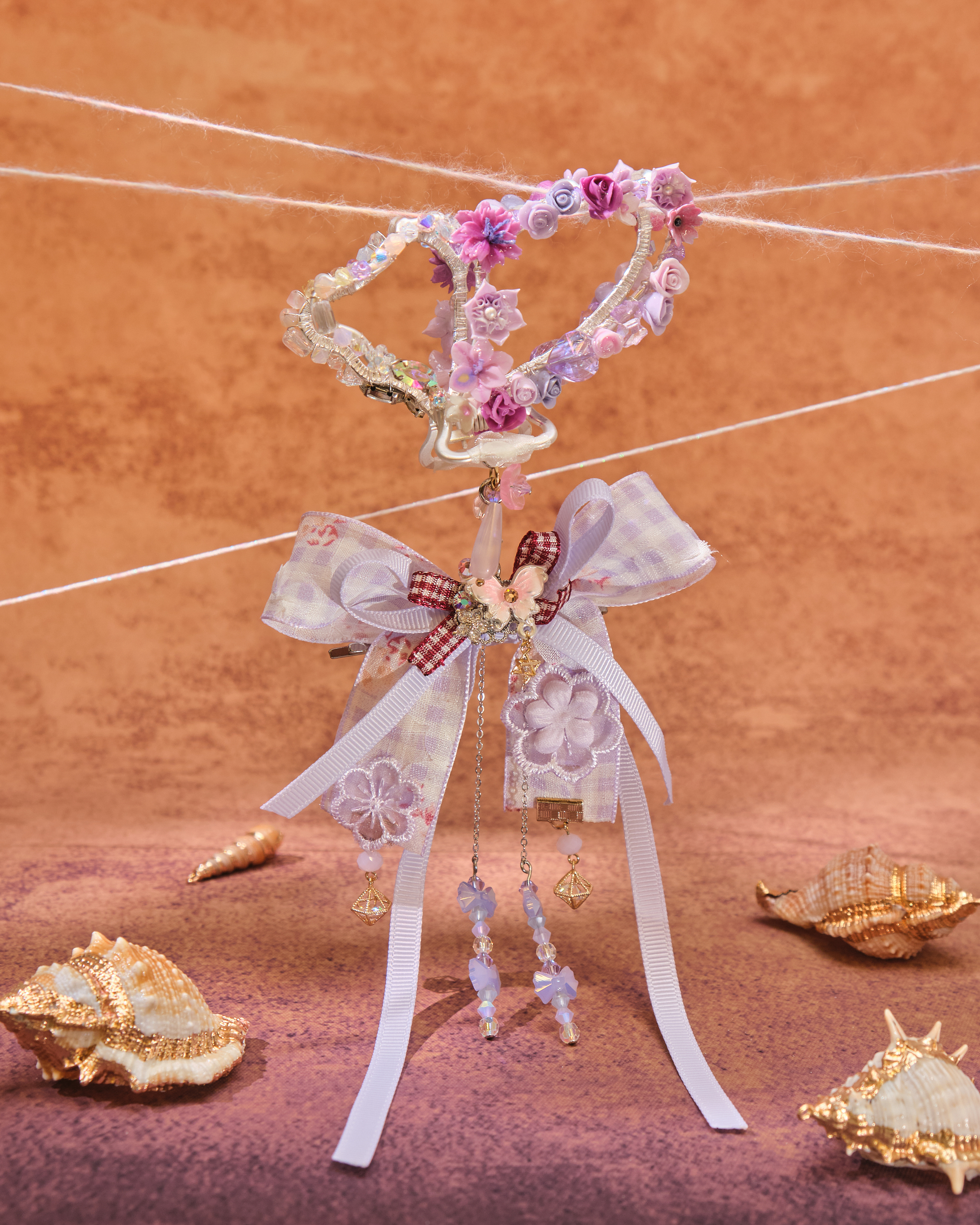 13057 Elegant Flower Language Shark Clip with Detachable Bow