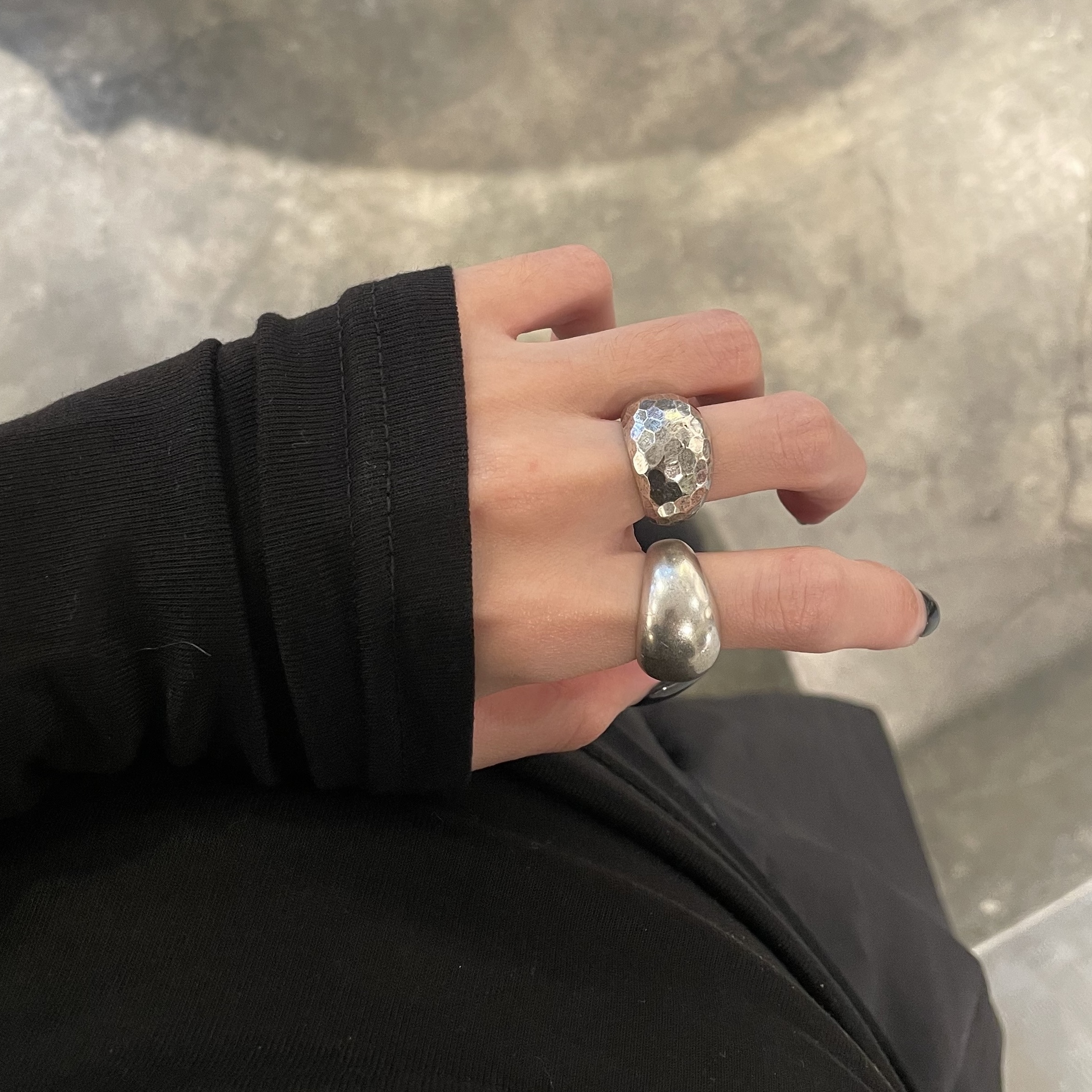 HELLES-BOMBAY MARTELEE戒指