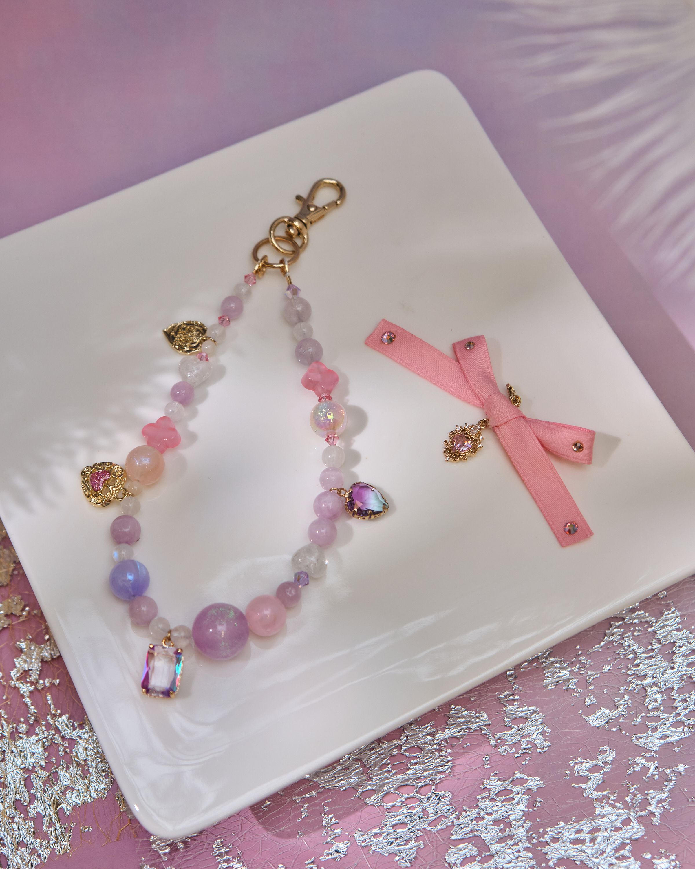 13002 Harajuku Resin Bead Short Phone Strap with Detachable Bow