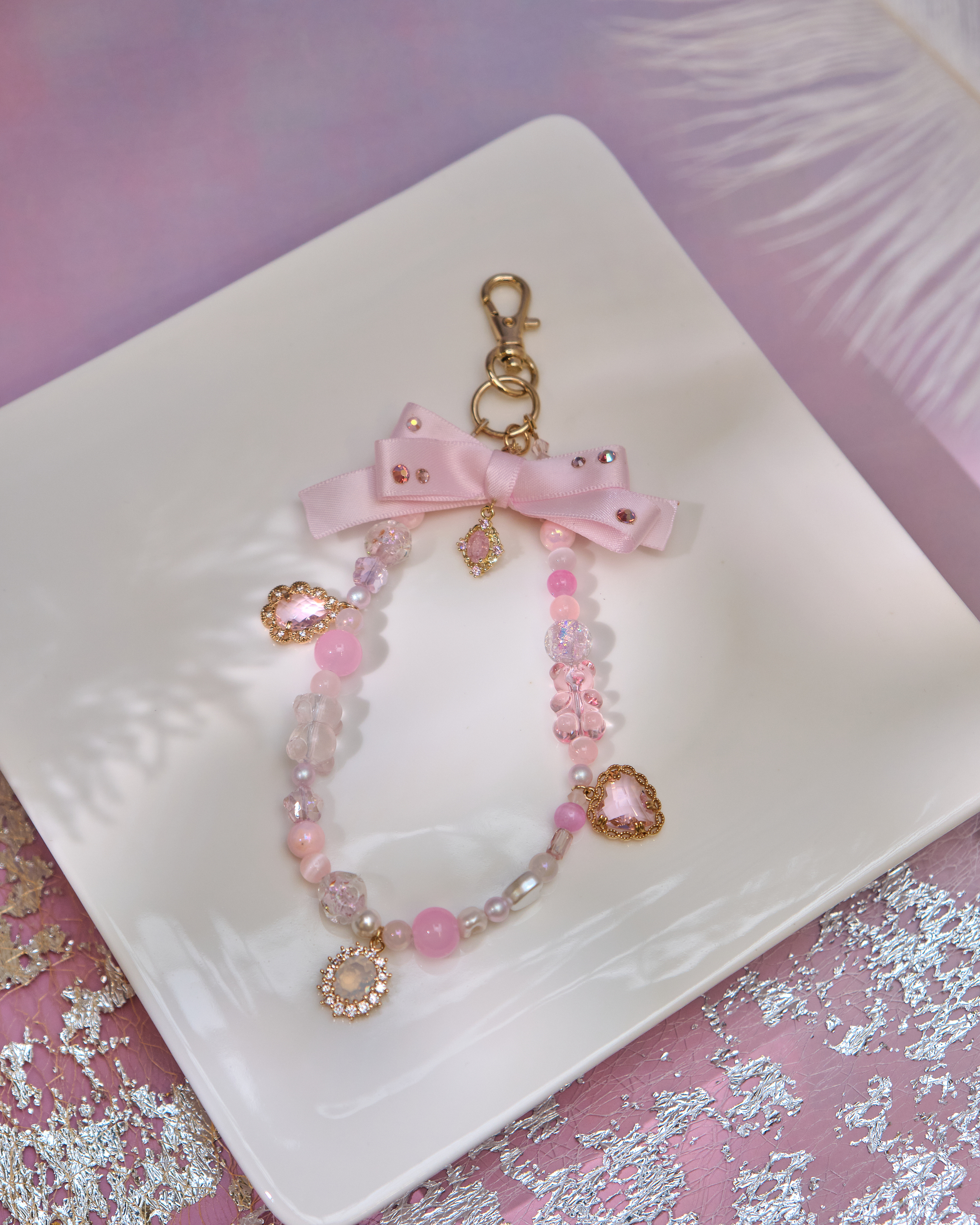 13001 Harajuku Resin Bead Short Phone Strap with Detachable Bow