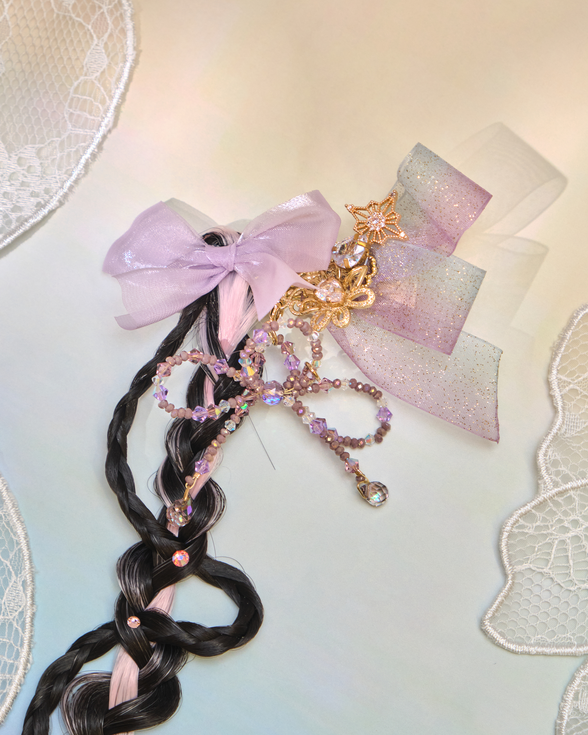 12987 Sweetheart Bow Heart-Ring Faux Braid Bill Clip