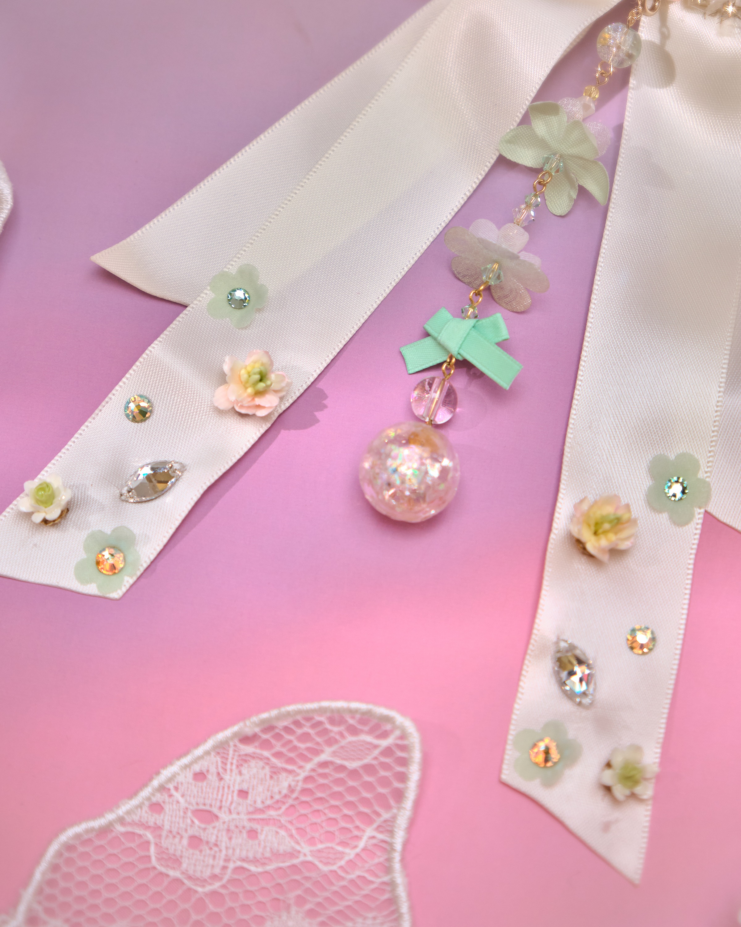 12958 Ribbon Blossom Whisper Hand-Sewn Sakura Clay Bow Bill Clip