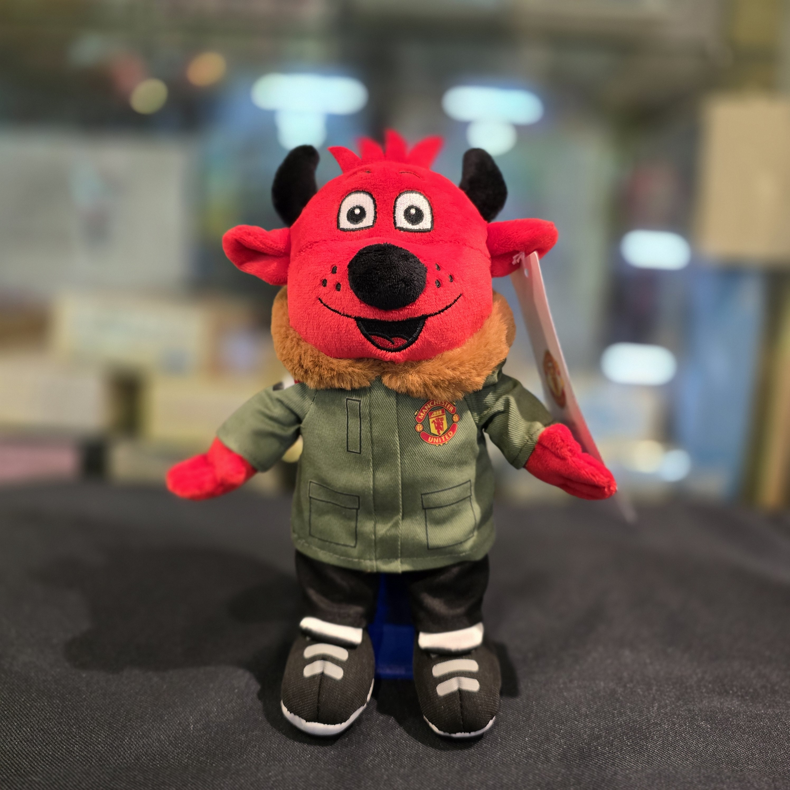 曼聯10吋吉祥物公仔 (軍綠色褸黑褲)