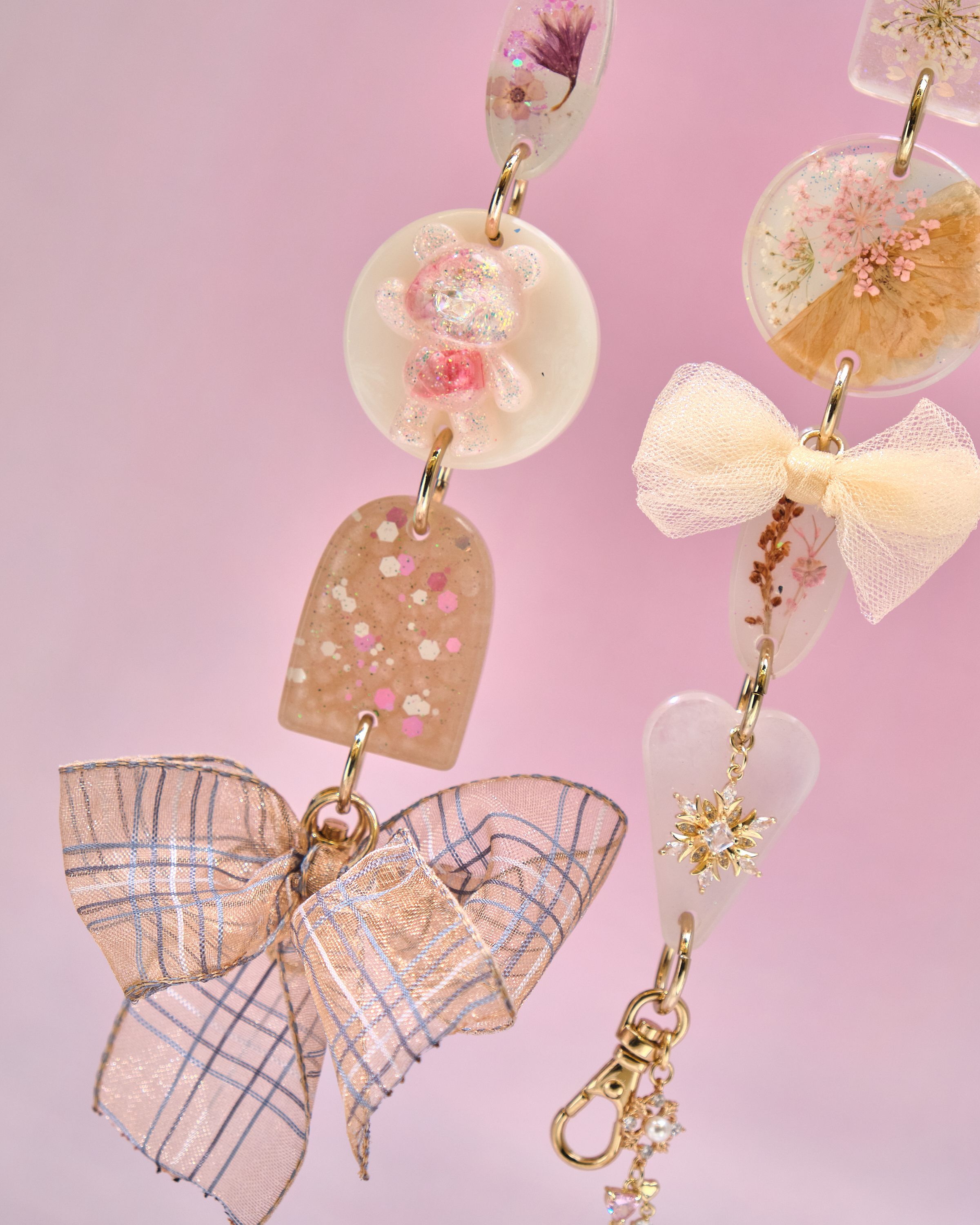 12944 Twilight Tide Heart Pressed-Flower Detachable Crossbody Phone Chain