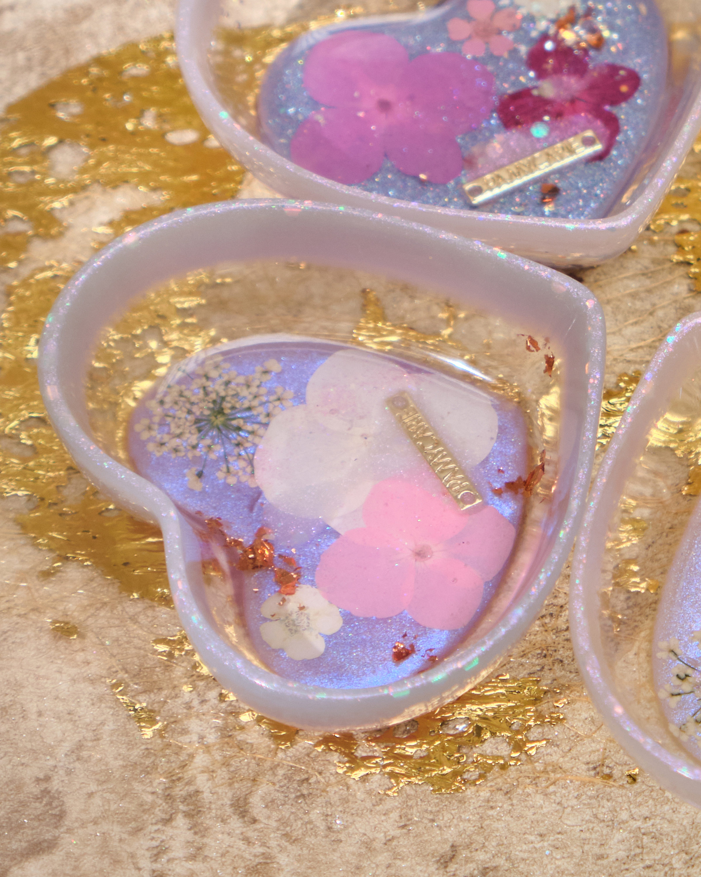 12942 Twilight Tide Heart Resin Heart Plate