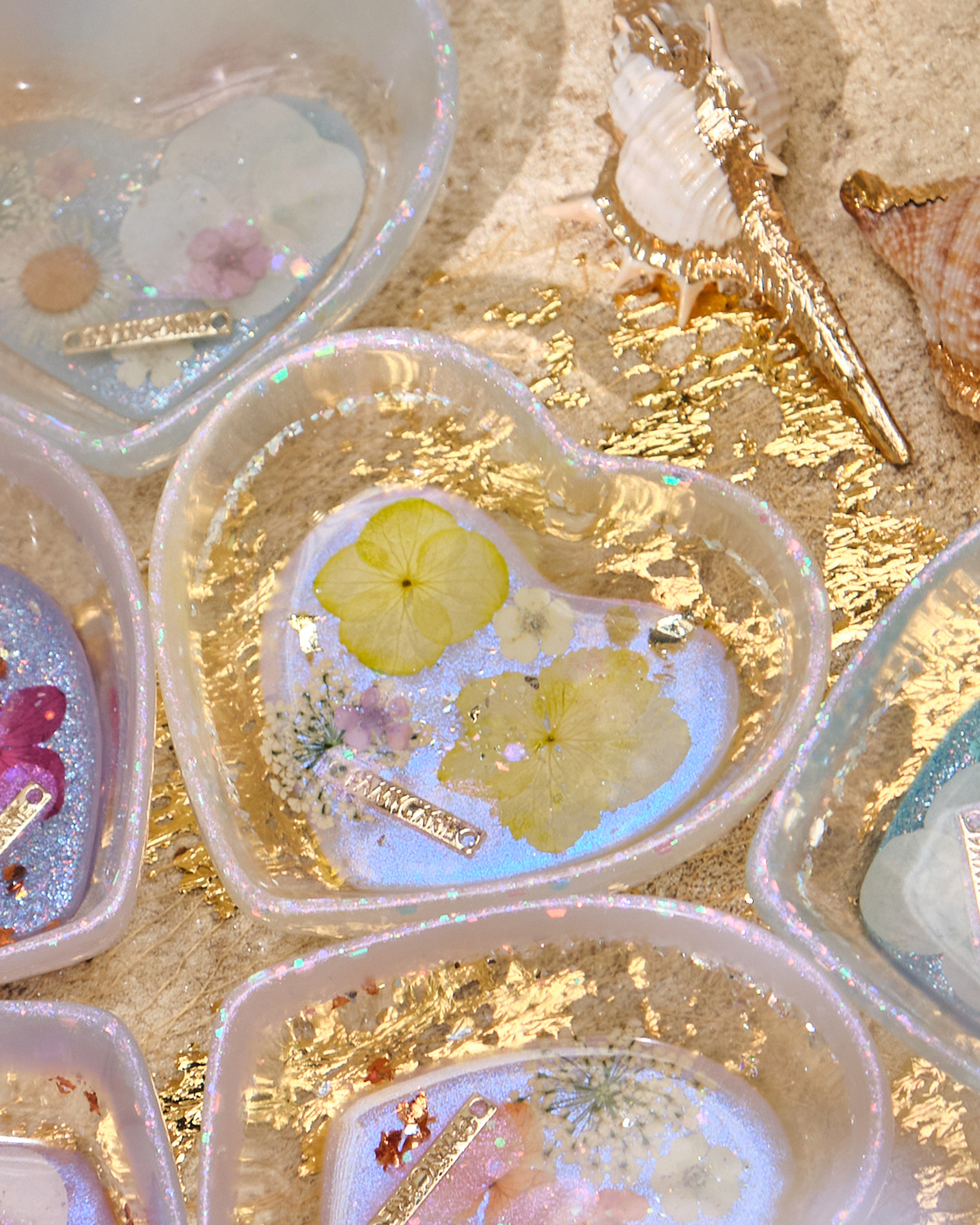 12939 Twilight Tide Heart Resin Heart Plate