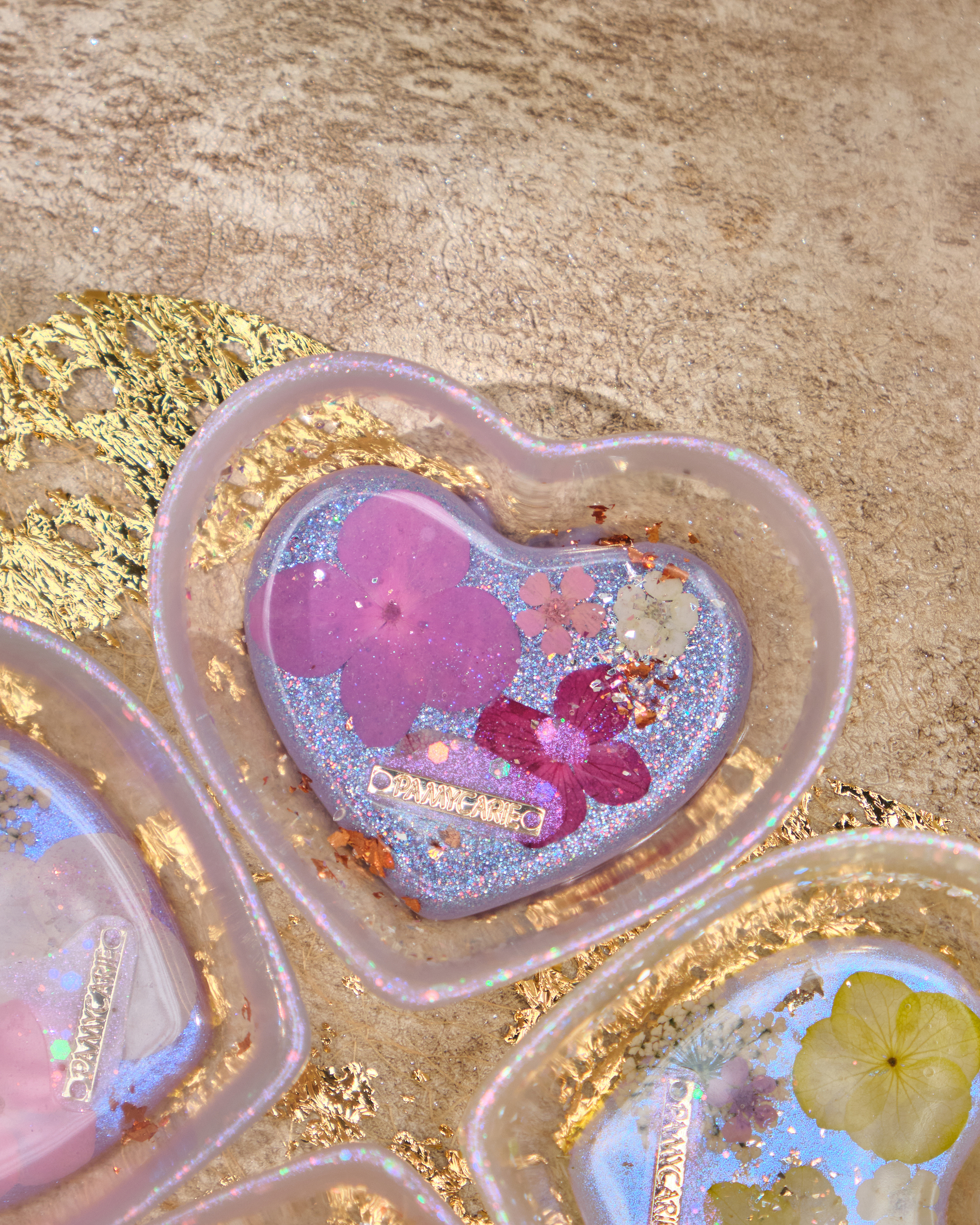 12940 Twilight Tide Heart Resin Heart Plate