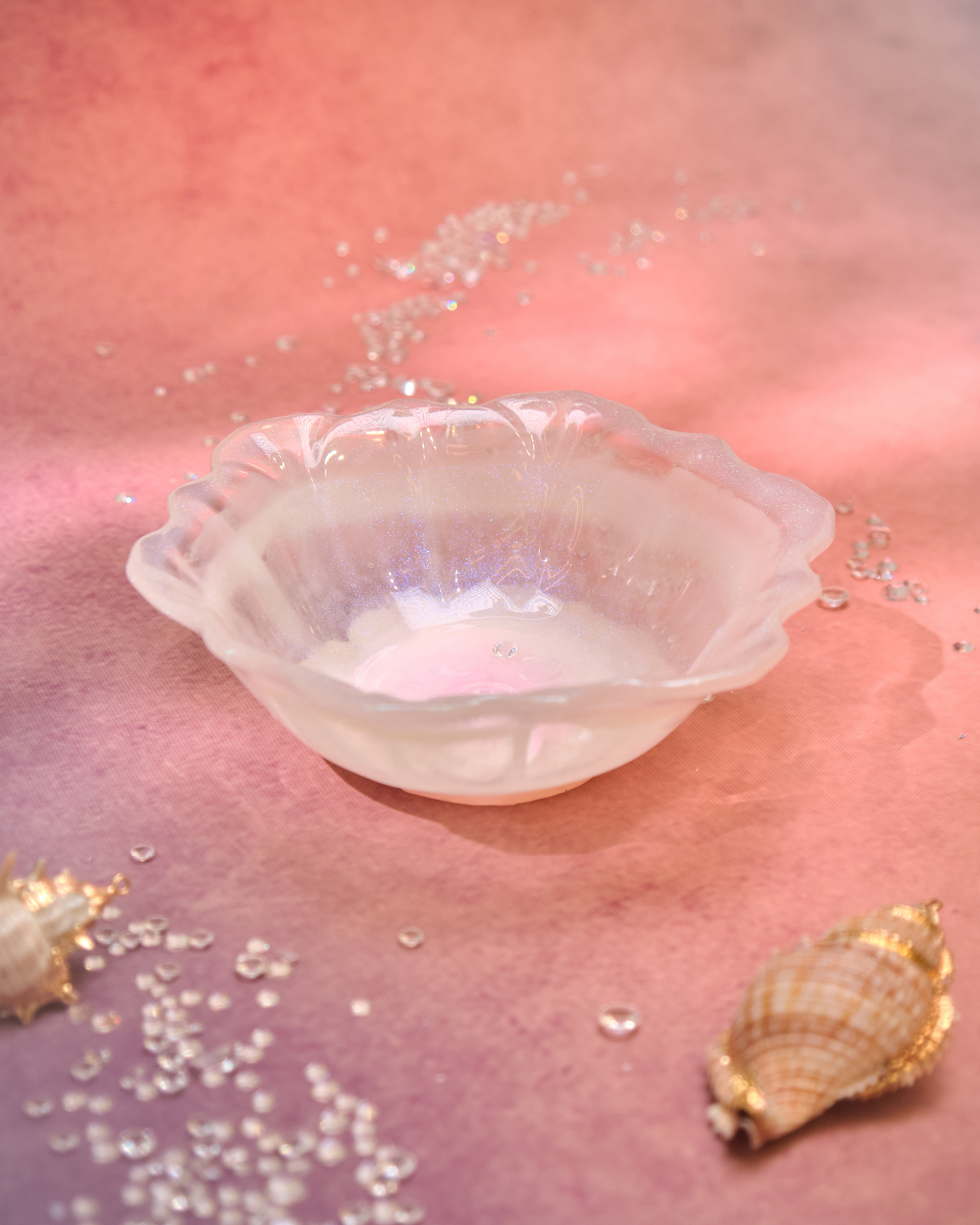 12929 Seashell Reverie Resin Trinket Mini Bowl