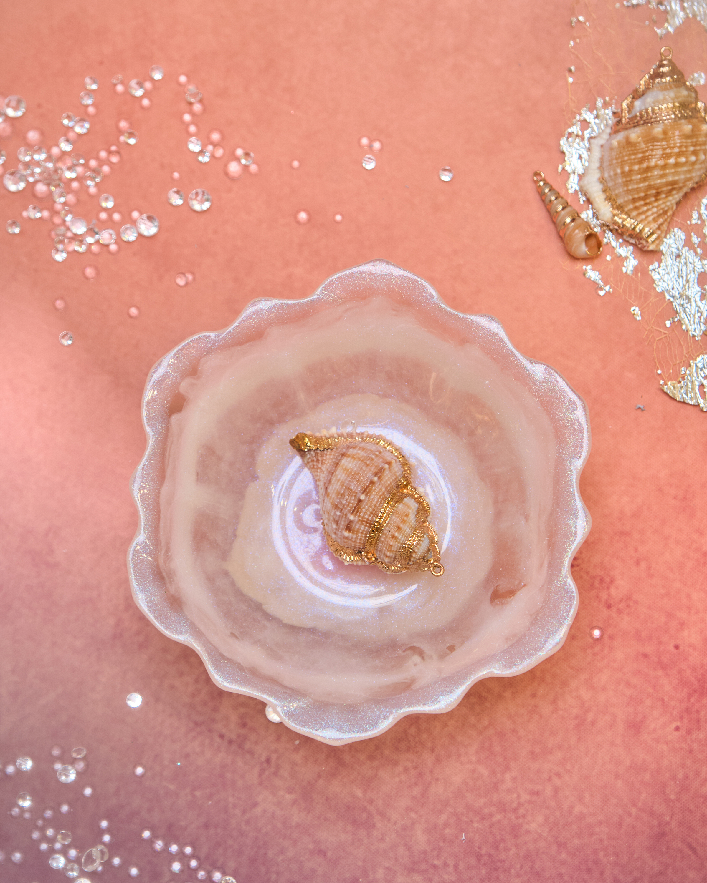 12929 Seashell Reverie Resin Trinket Mini Bowl