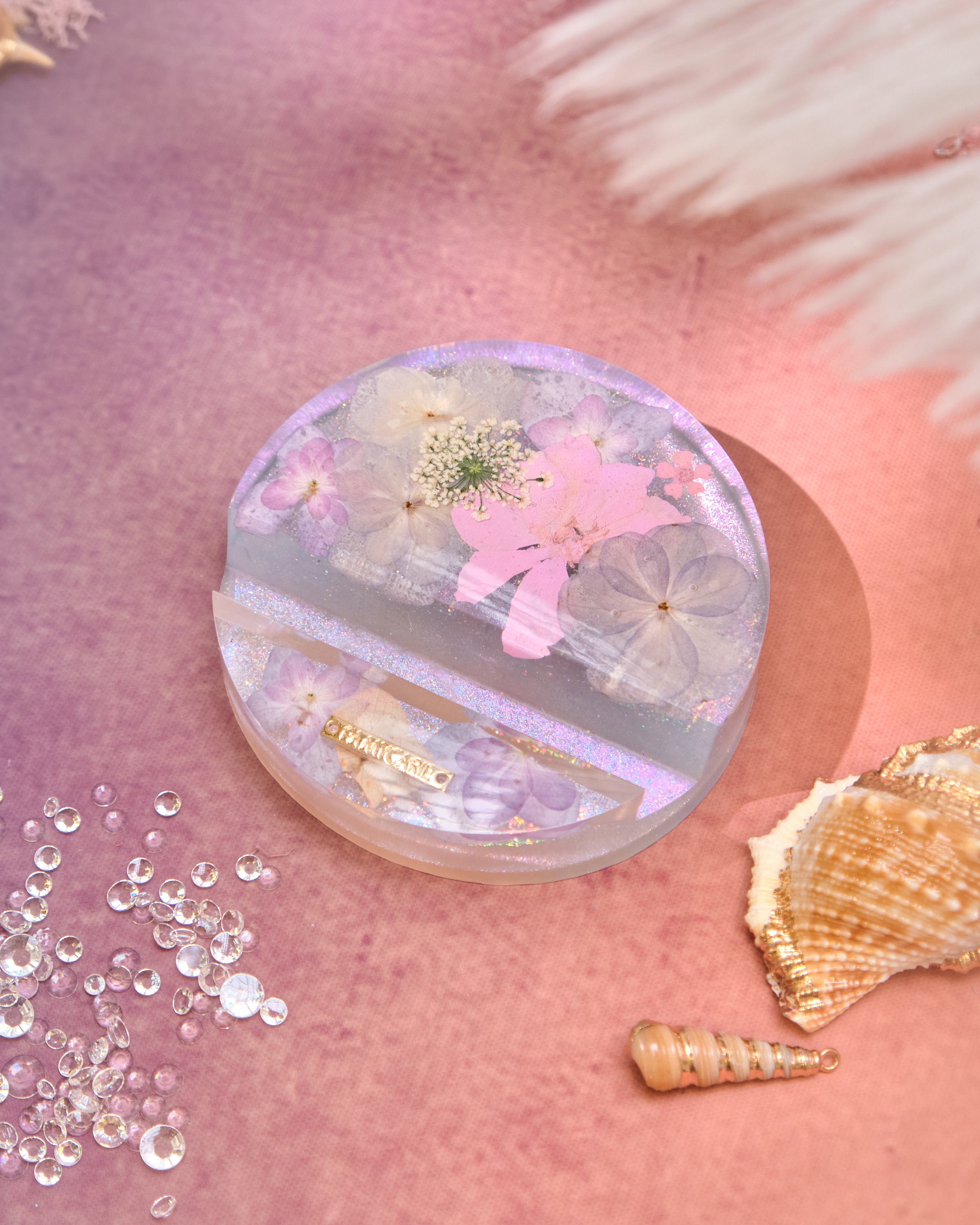 12918 Whispering Petals Resin Phone Stand