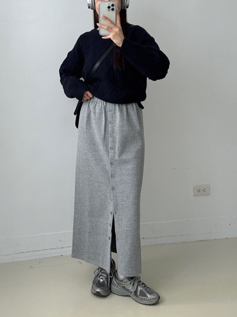 超修身毛呢排釦開衩長裙