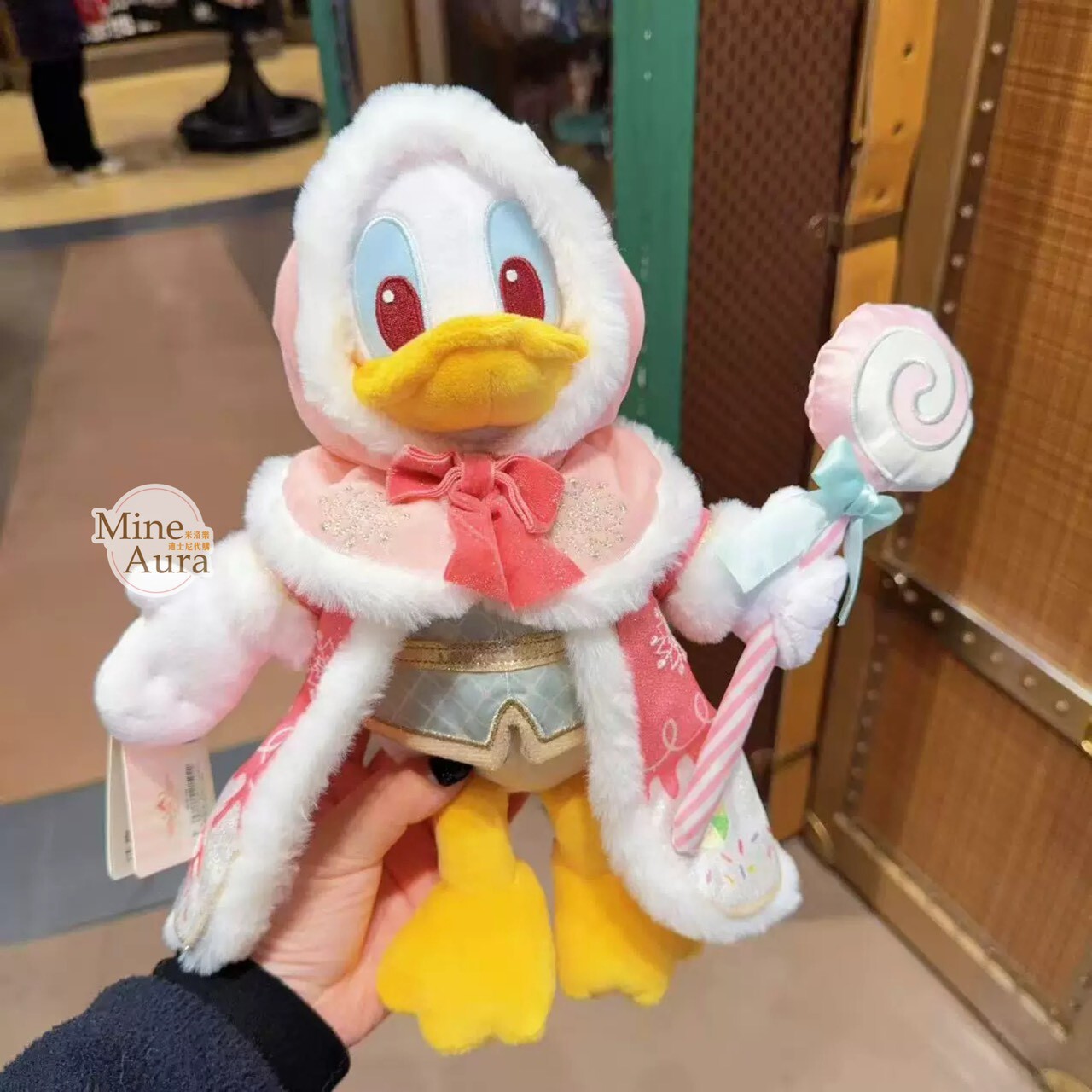 聖誕圓舞曲系列 米奇和朋友們系列 唐老鴨 Donald 黛西 Daisy 娃娃 玩偶 -上海迪士尼樂園