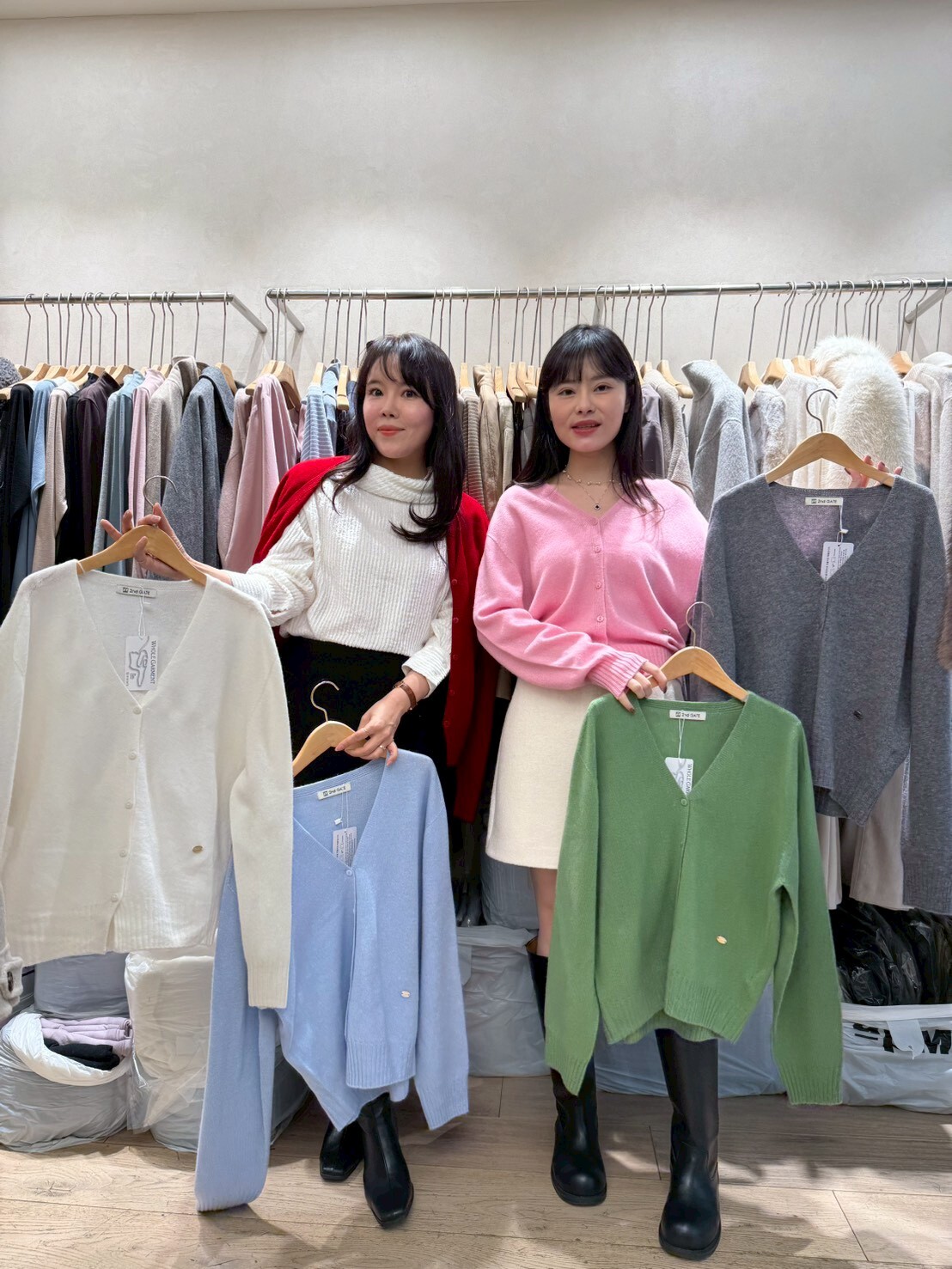 SG5207 全羊毛V領外套