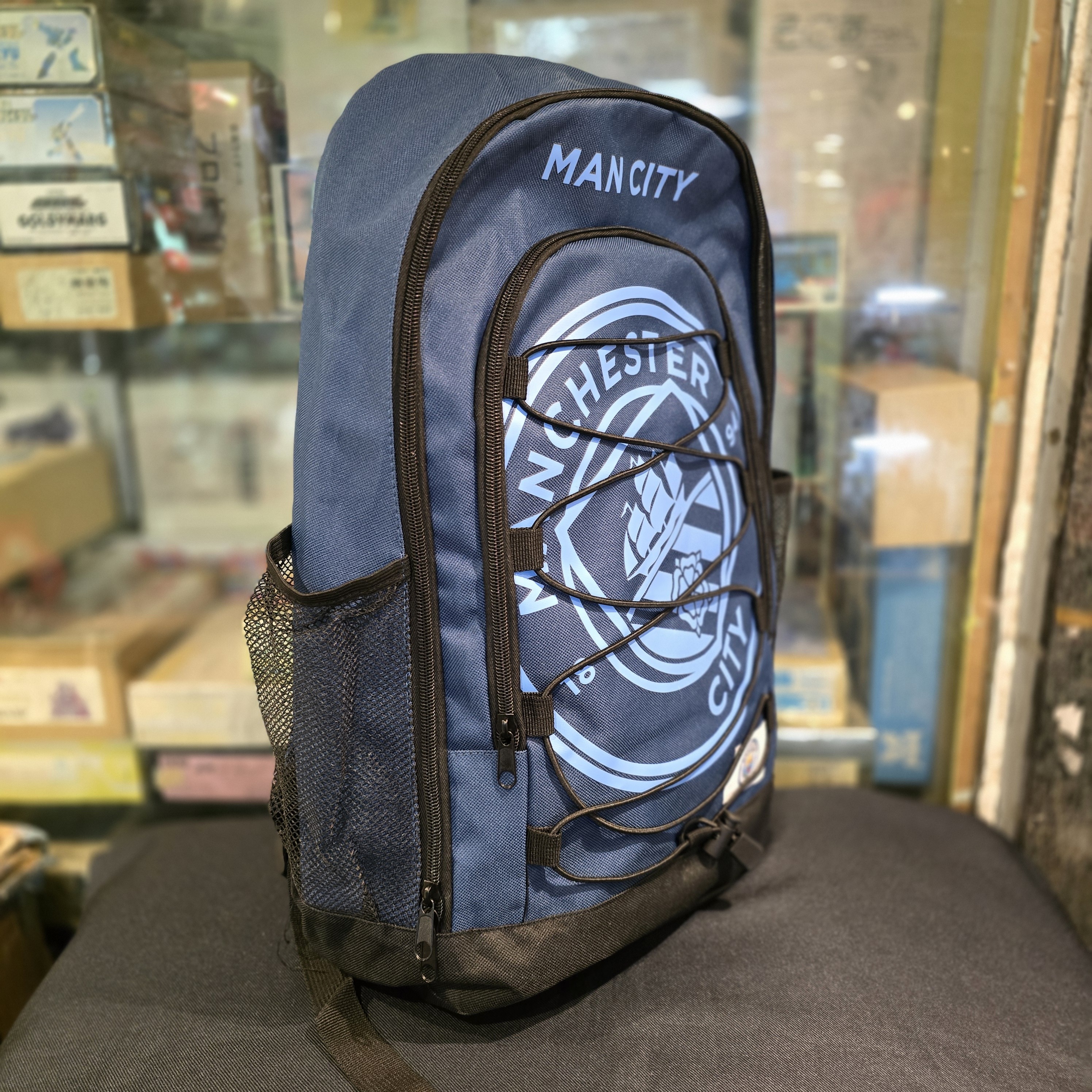 曼城深藍色大會徽彈力繩索背包