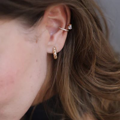 1WK0708-354 WAEKURA Earrings Phoebe - Pair Gold (A-LX-E)