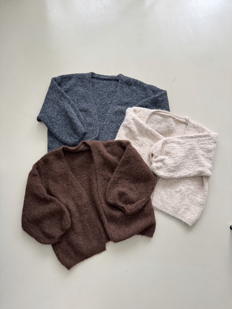 好看！無釦澎袖針織大毛衣外套