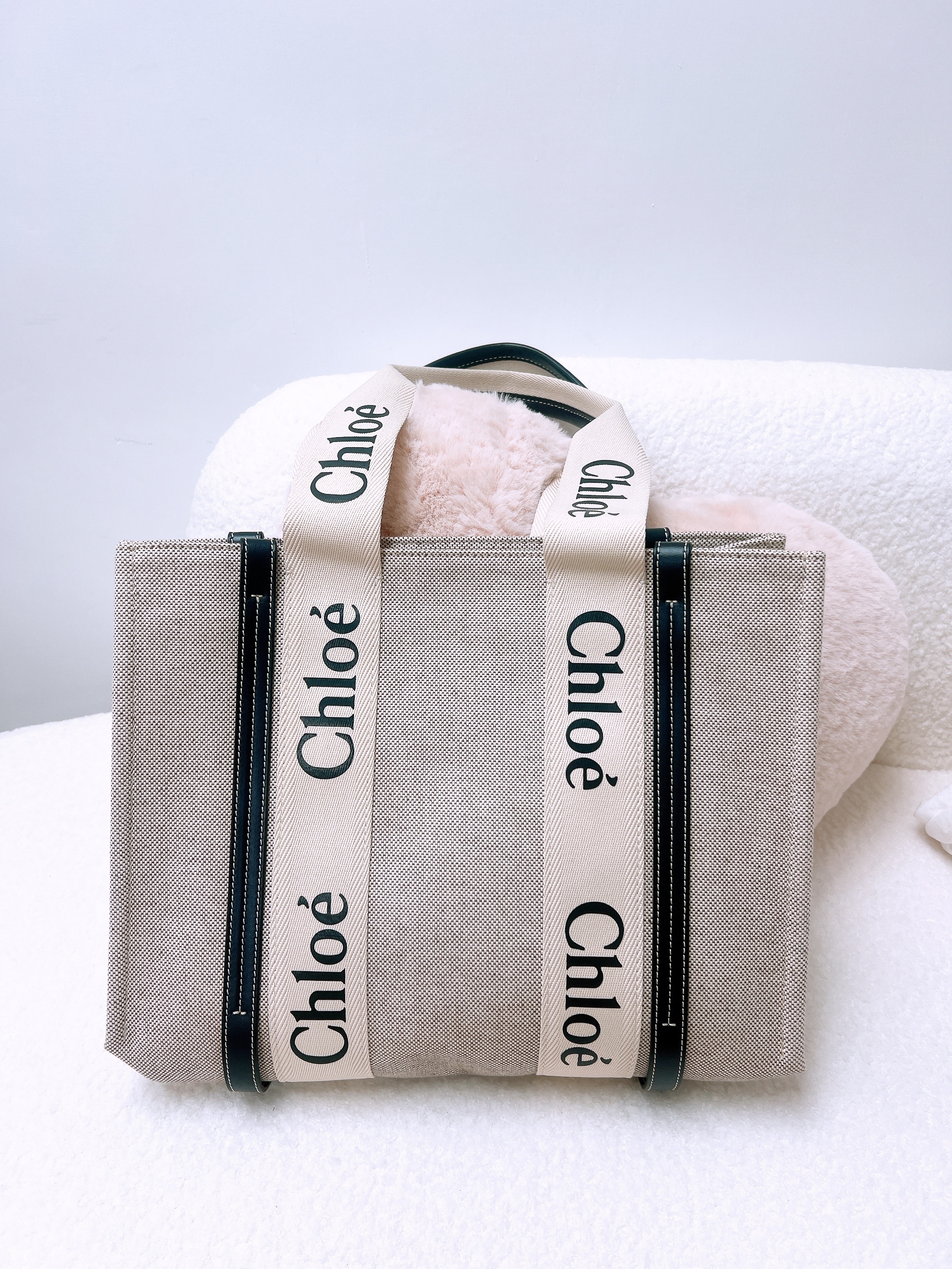 Chloe woody tote navy medium