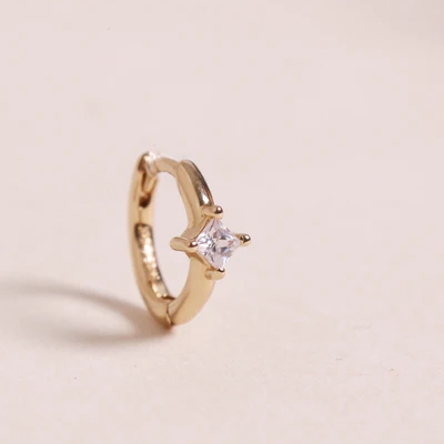 1WK0708-398 WAEKURA Base Zircon - Single Gold (A-LX-E)