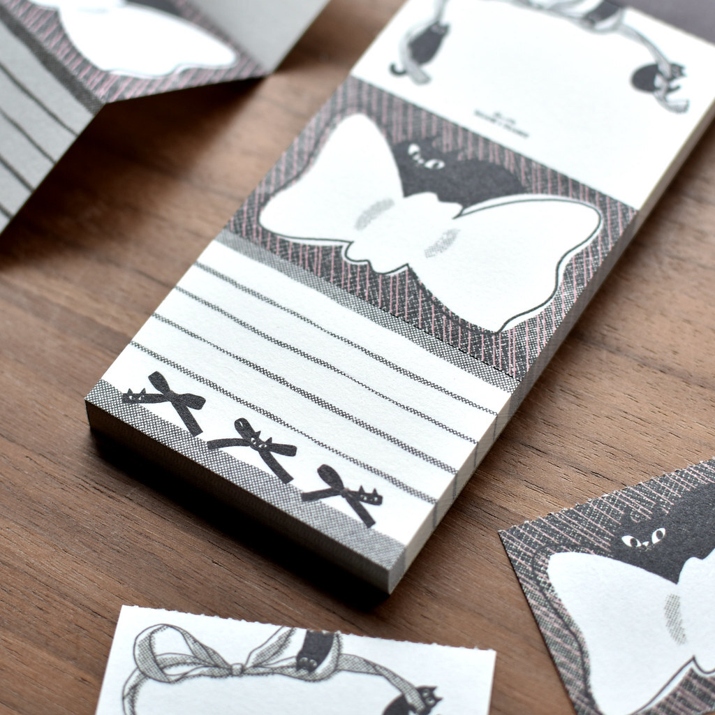 大芝麻小花生．貓貓蝴蝶結 便條紙 便簽