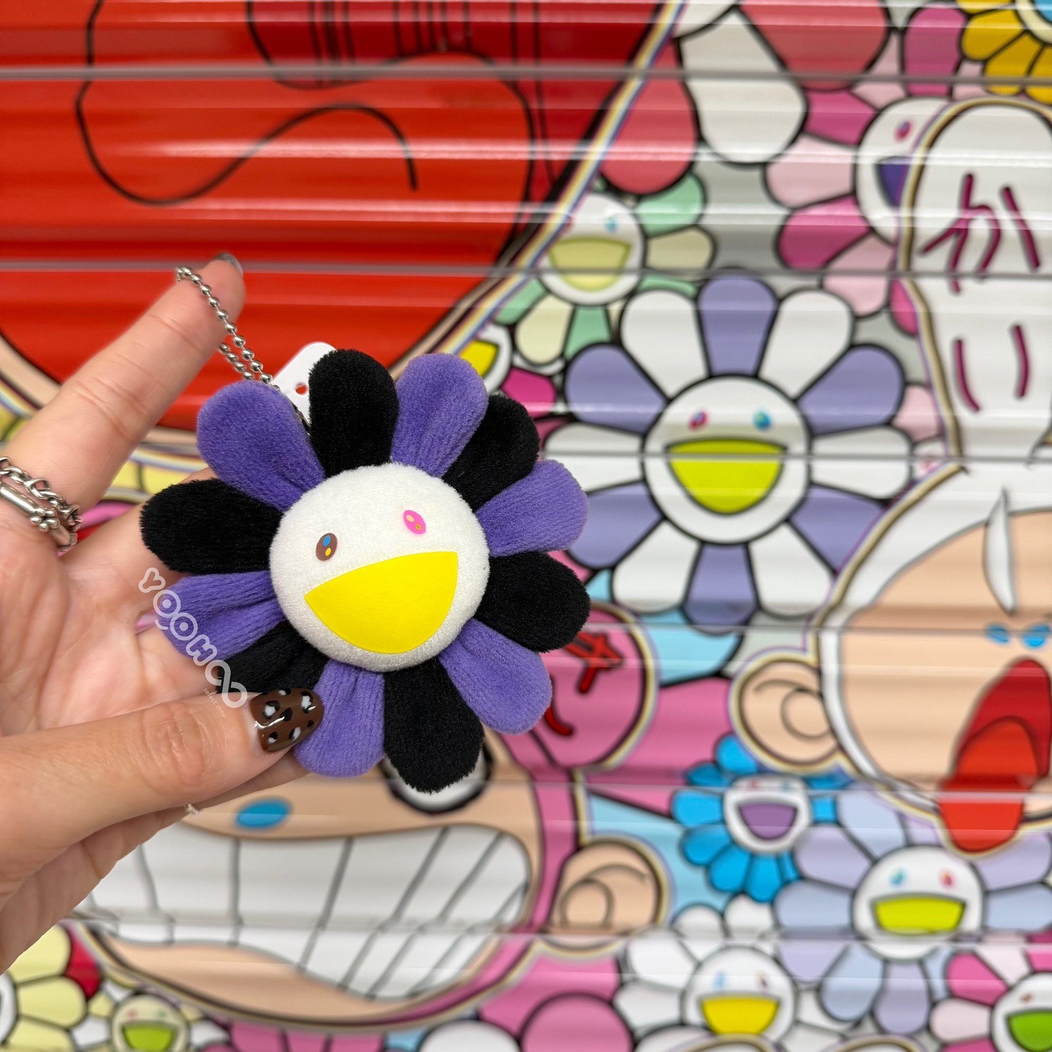 現貨┃日本 村上隆 Takashipom Kaikaikiki 黑灰 黑紫 小花 吊飾