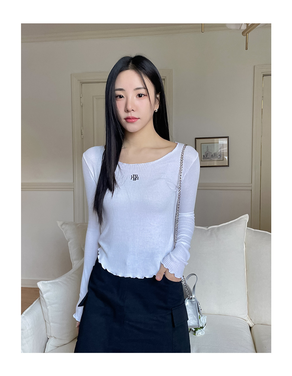 韓國🇰🇷連線 Muah Muah 荷葉邊領長袖T恤 刺繡 荷葉邊 打底 內搭 T恤 長袖 2色 (任買兩件711免運)/預購