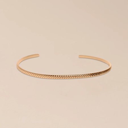 1WK0708-407 WAEKURA Bangle Naia Gold (A-LX-E)