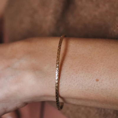 1WK0708-410 WAEKURA Bangle Jules Gold (A-LX-E)