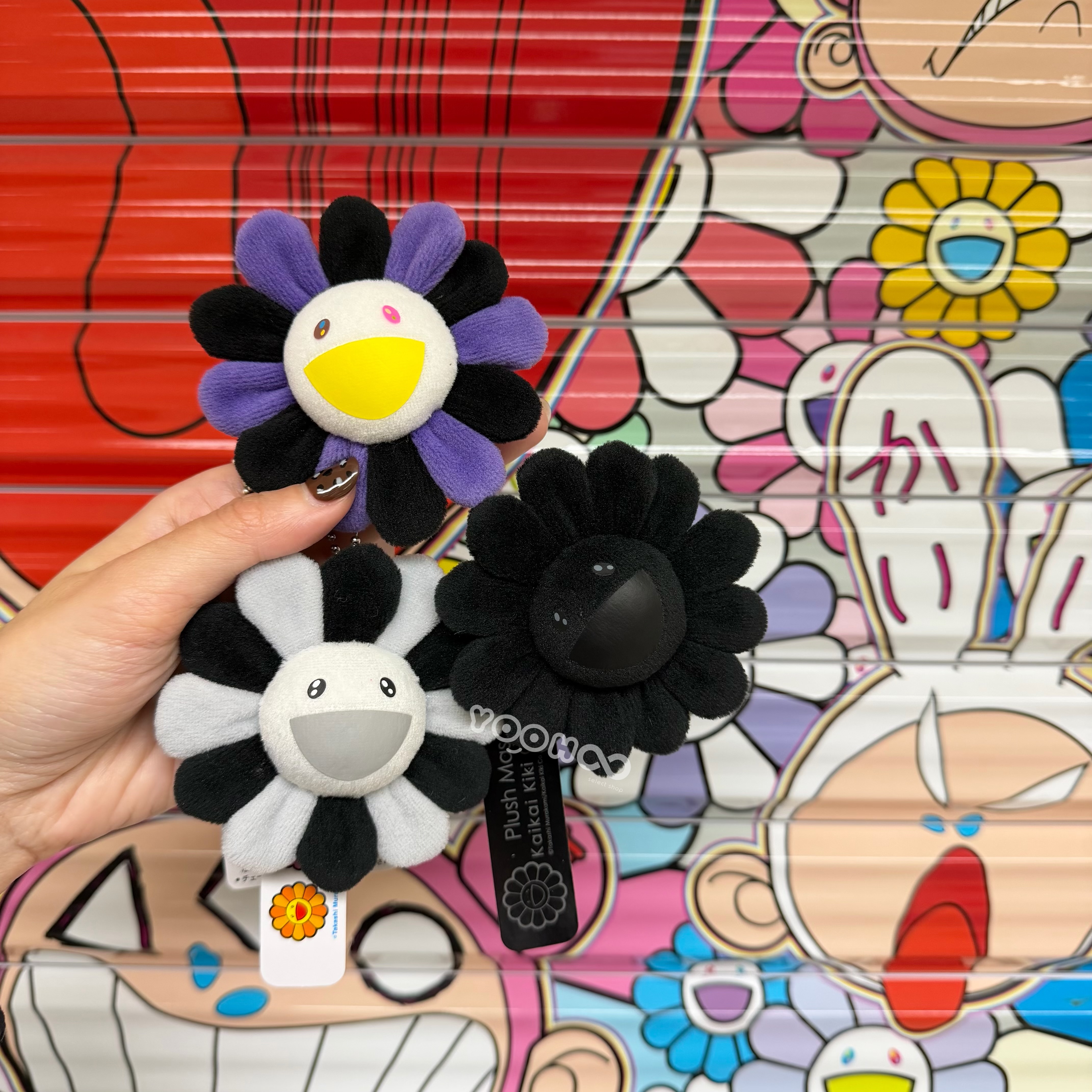 現貨┃日本 村上隆 Takashipom Kaikaikiki 黑灰 黑紫 小花 吊飾